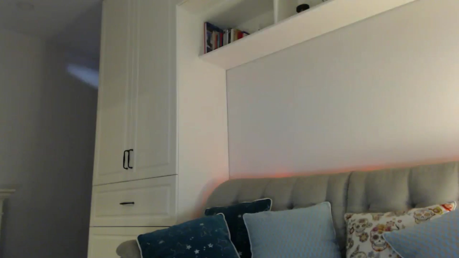 Gallery image thumbnail from Elysewine's myfreecams stream on, 09/21/2024, 07:11 image 20 of 20