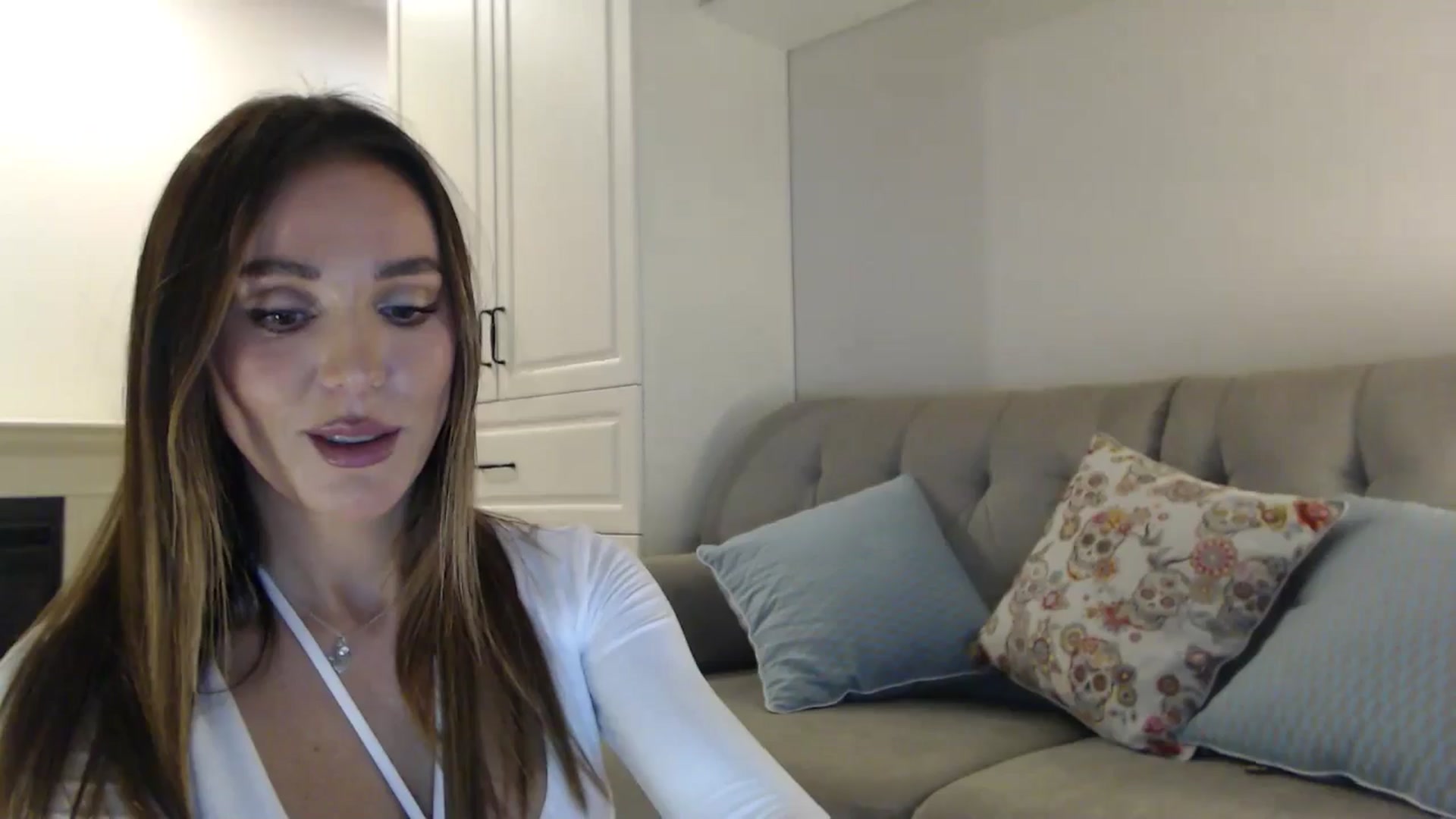 Gallery image thumbnail from Elysewine's myfreecams stream on, 09/22/2024, 06:29 image 4 of 20