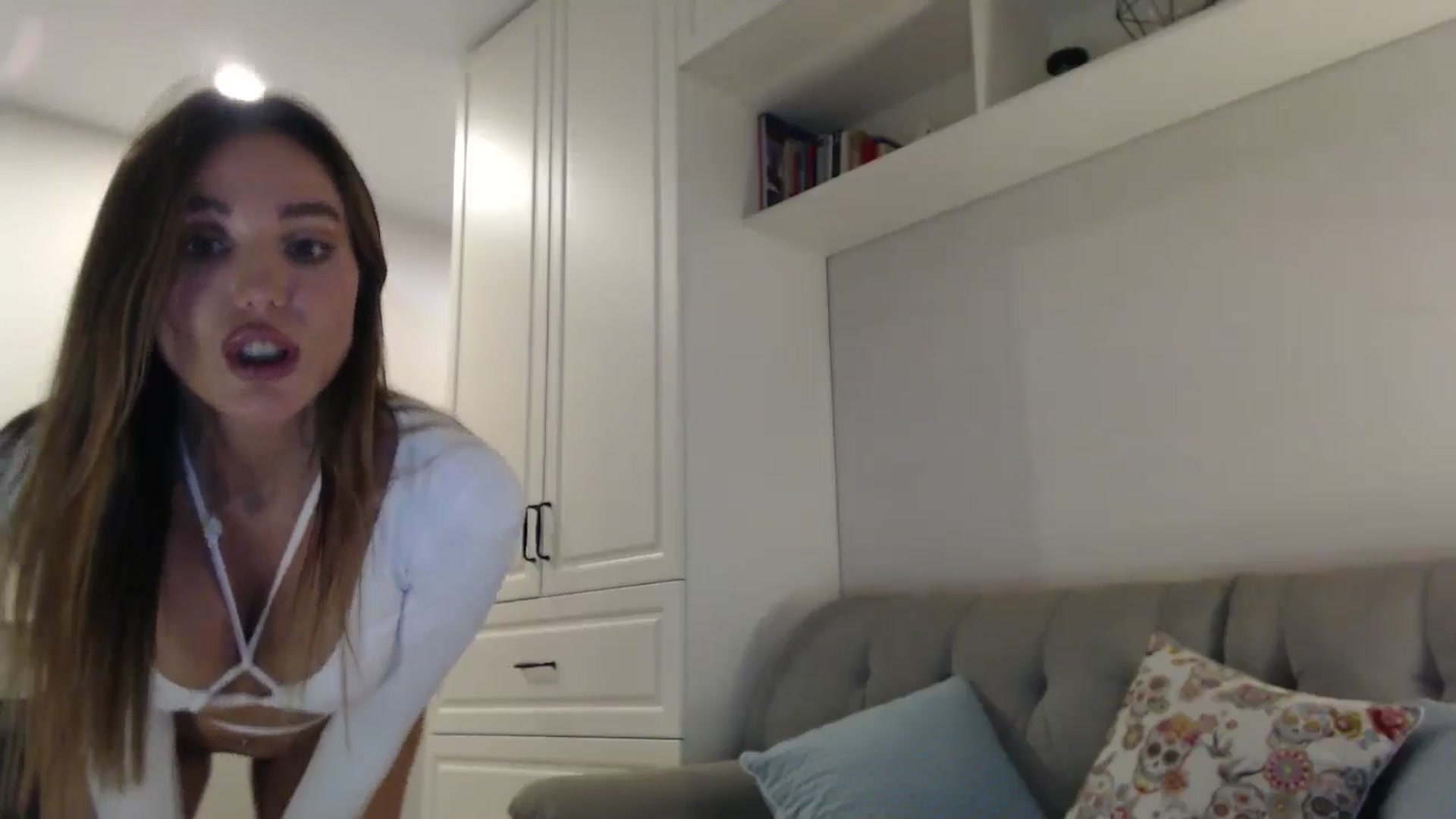 Gallery image thumbnail from Elysewine's myfreecams stream on, 09/22/2024, 06:29 image 11 of 20