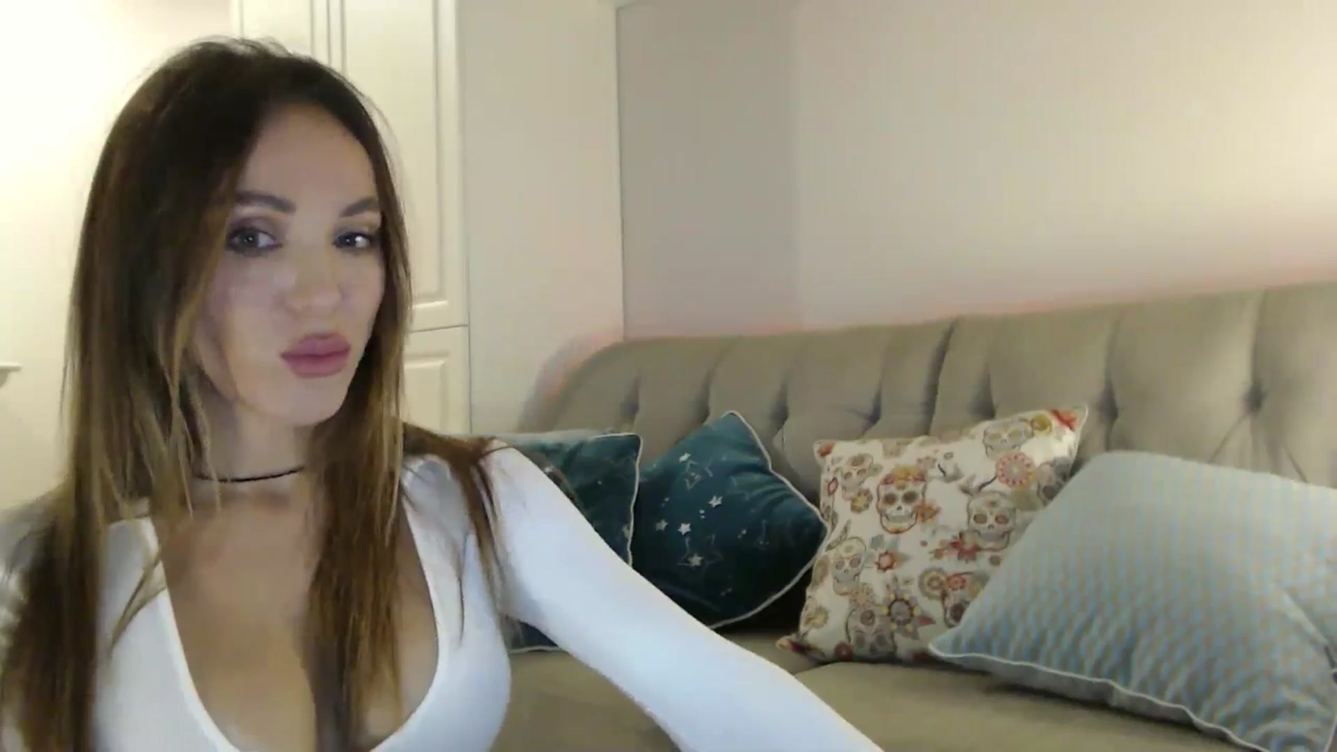 Gallery image thumbnail from Elysewine's myfreecams stream on, 09/28/2024, 07:16 image 10 of 20
