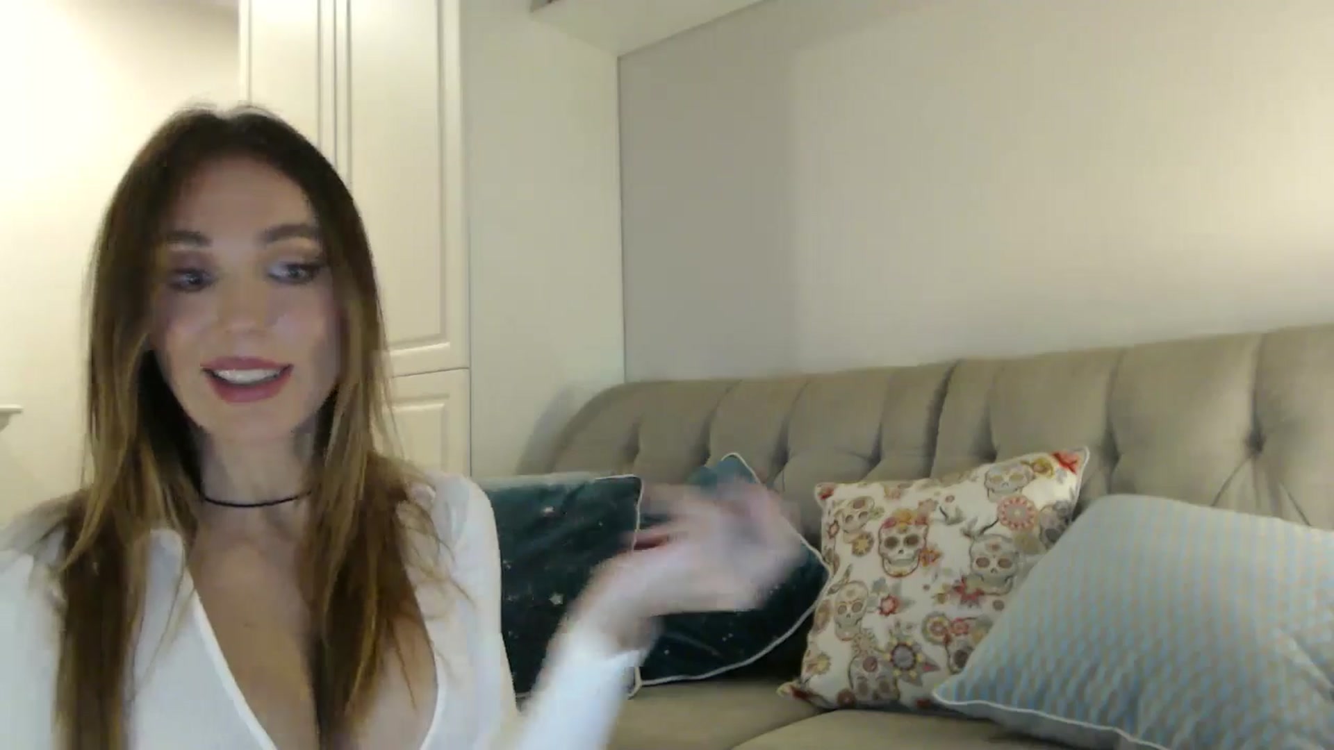 Gallery image thumbnail from Elysewine's myfreecams stream on, 09/28/2024, 07:16 image 16 of 20