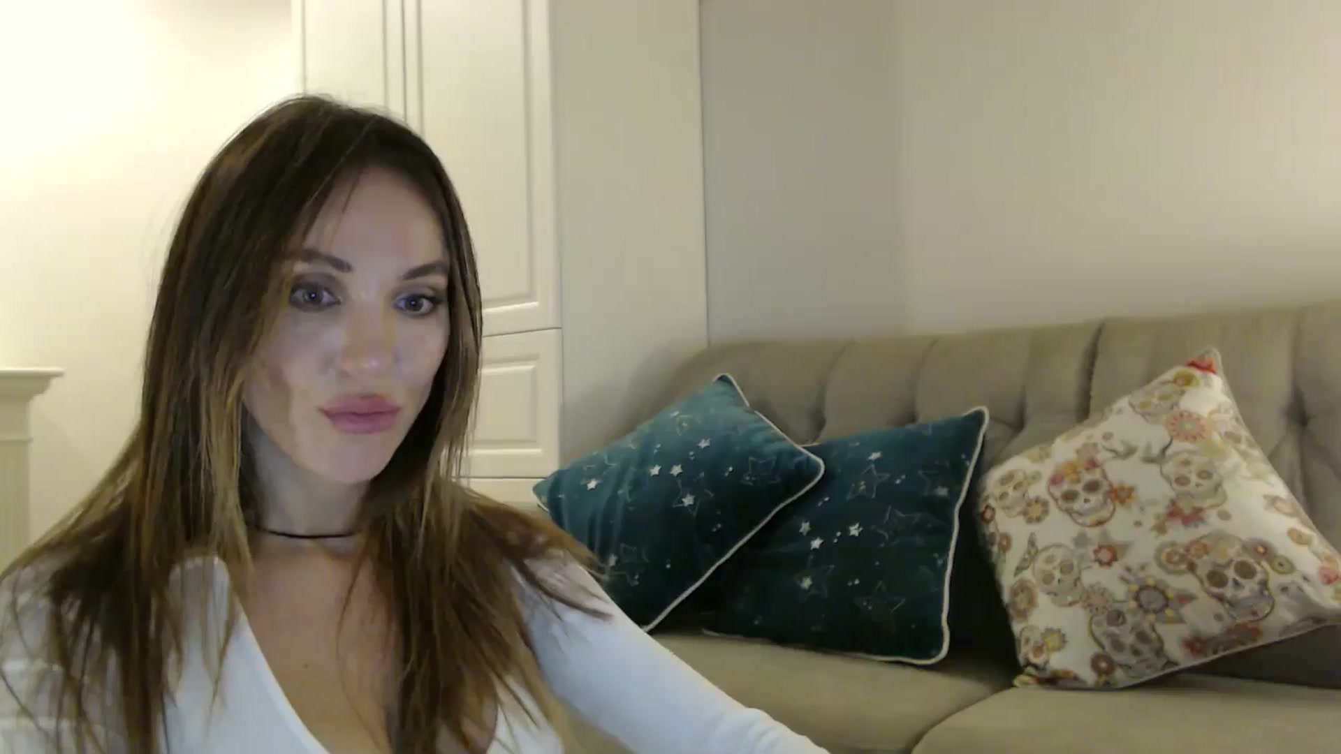 Gallery image thumbnail from Elysewine's myfreecams stream on, 09/28/2024, 10:18 image 7 of 20