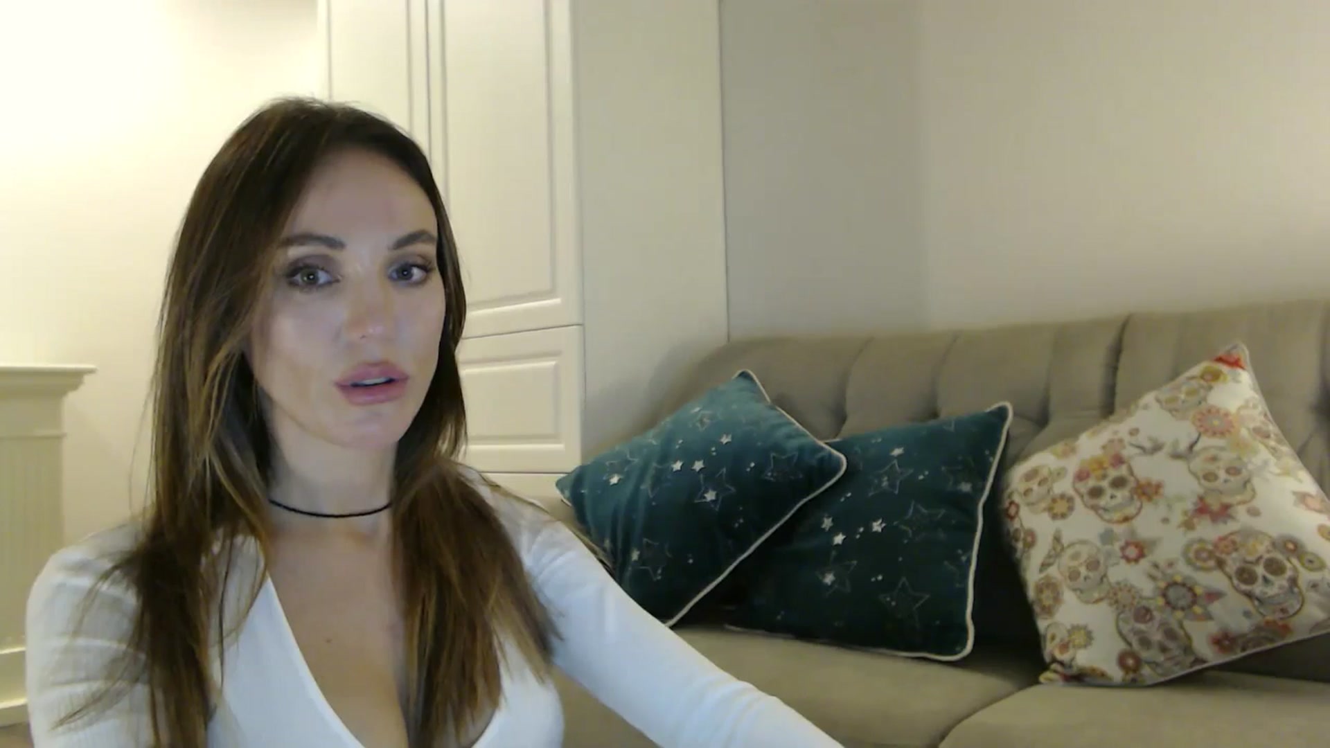 Gallery image thumbnail from Elysewine's myfreecams stream on, 09/28/2024, 10:18 image 6 of 20