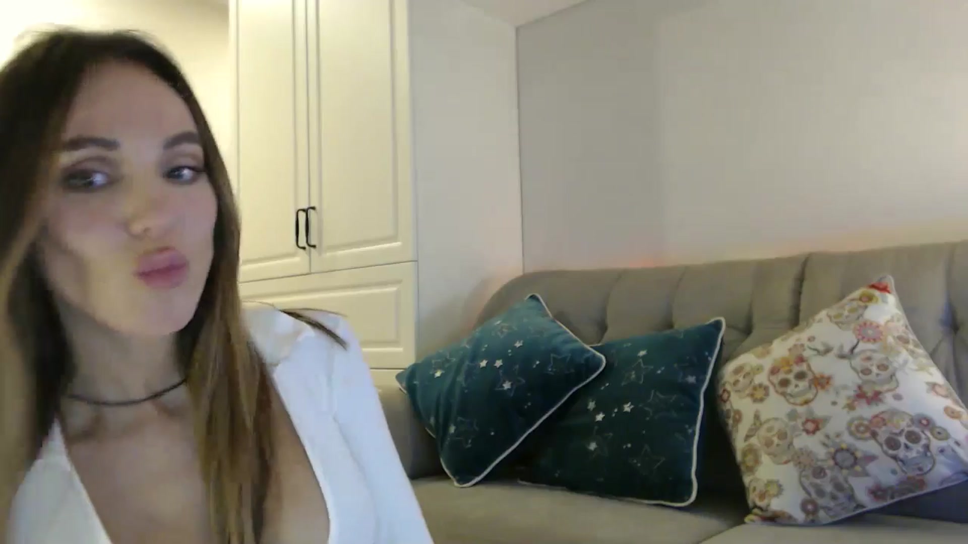 Gallery image thumbnail from Elysewine's myfreecams stream on, 09/28/2024, 10:18 image 15 of 20
