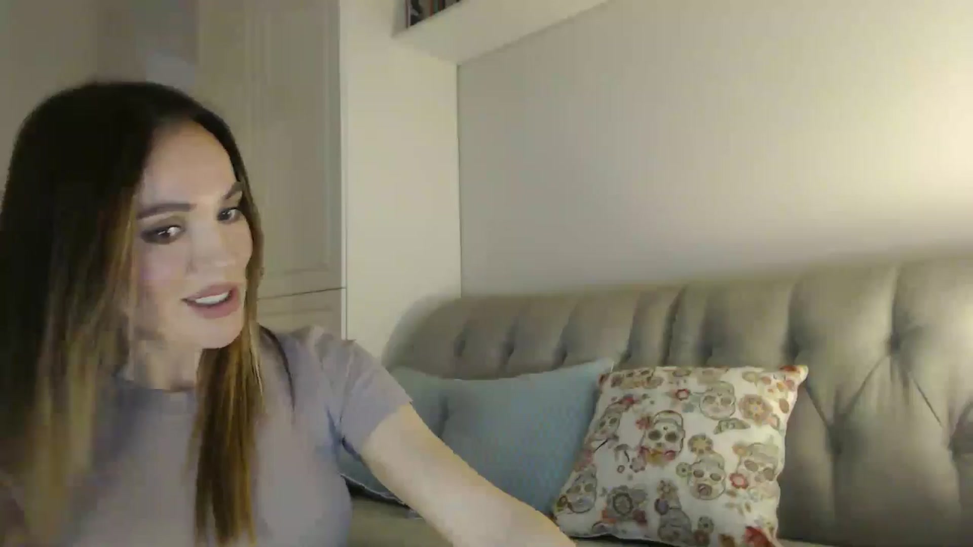 Gallery image thumbnail from Elysewine's myfreecams stream on, 10/05/2024, 07:00 image 14 of 20