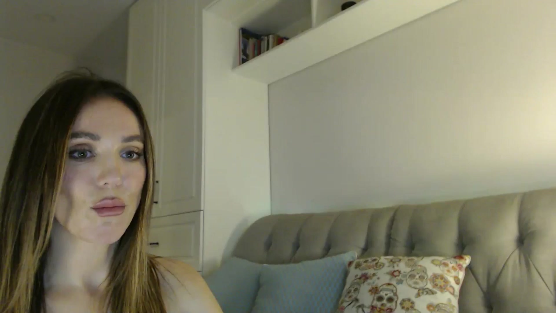 Gallery image thumbnail from Elysewine's myfreecams stream on, 10/05/2024, 08:05 image 6 of 20