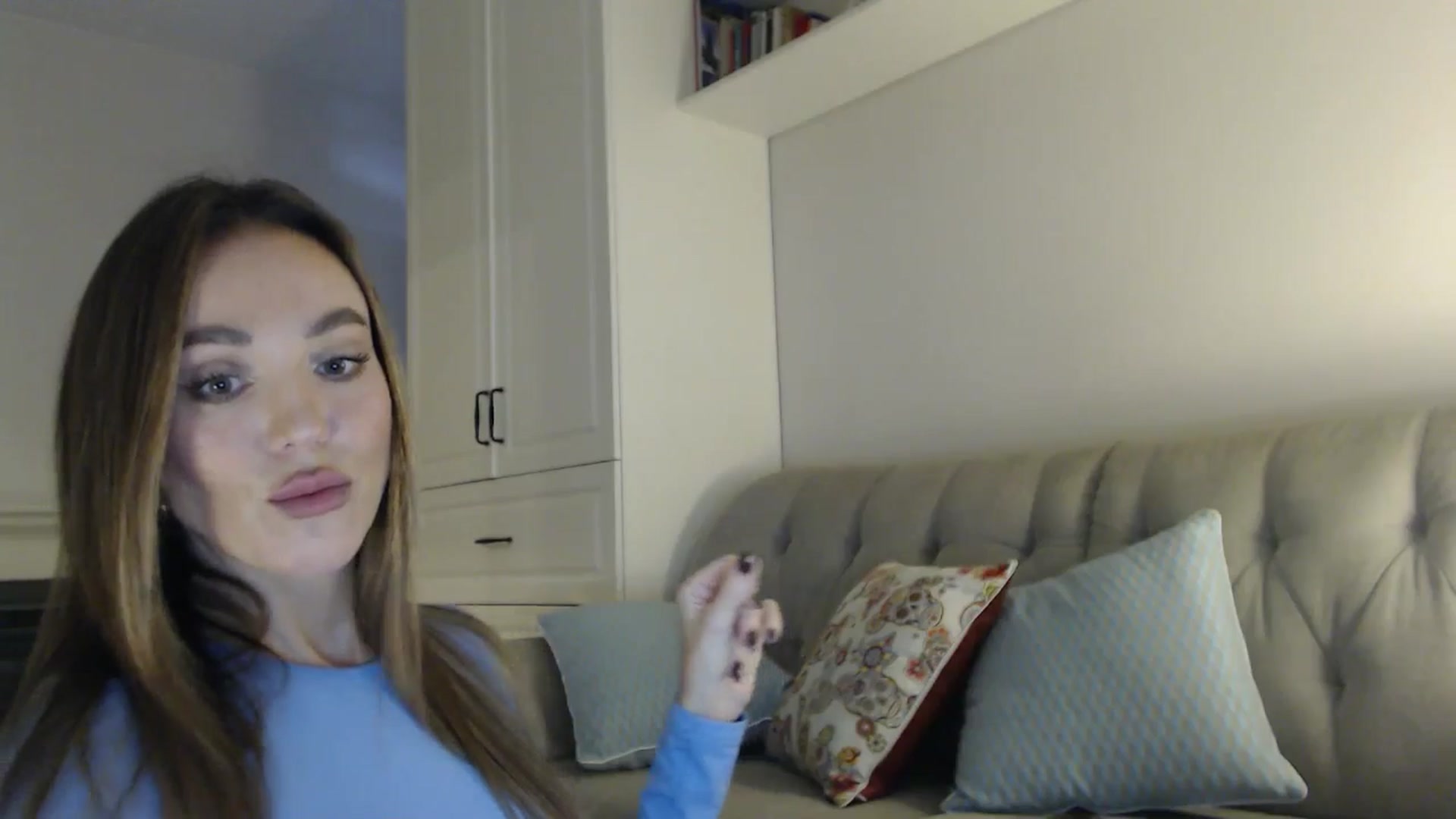Gallery image thumbnail from Elysewine's myfreecams stream on, 10/13/2024, 06:04 image 11 of 20