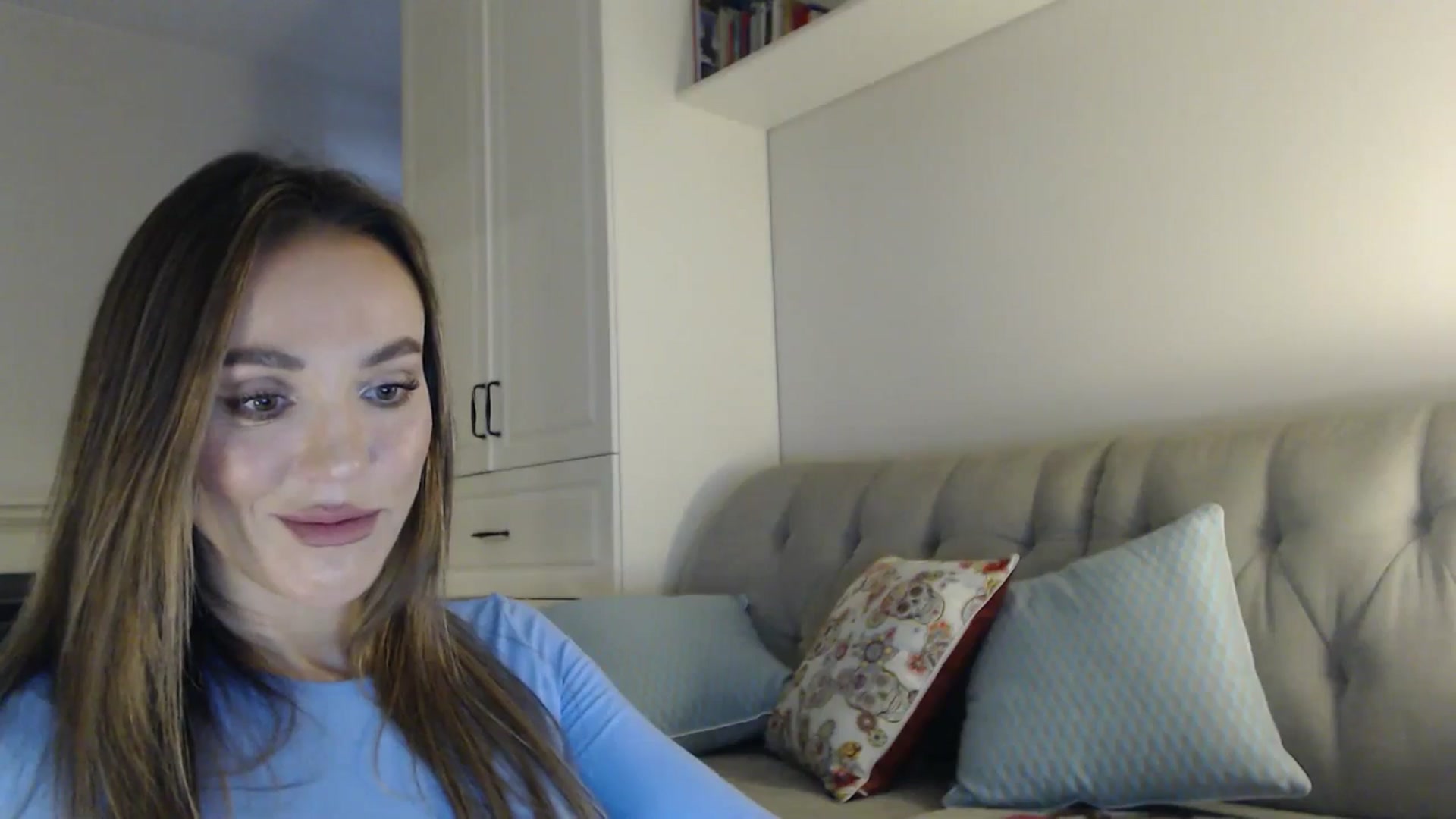 Gallery image thumbnail from Elysewine's myfreecams stream on, 10/13/2024, 06:04 image 17 of 20