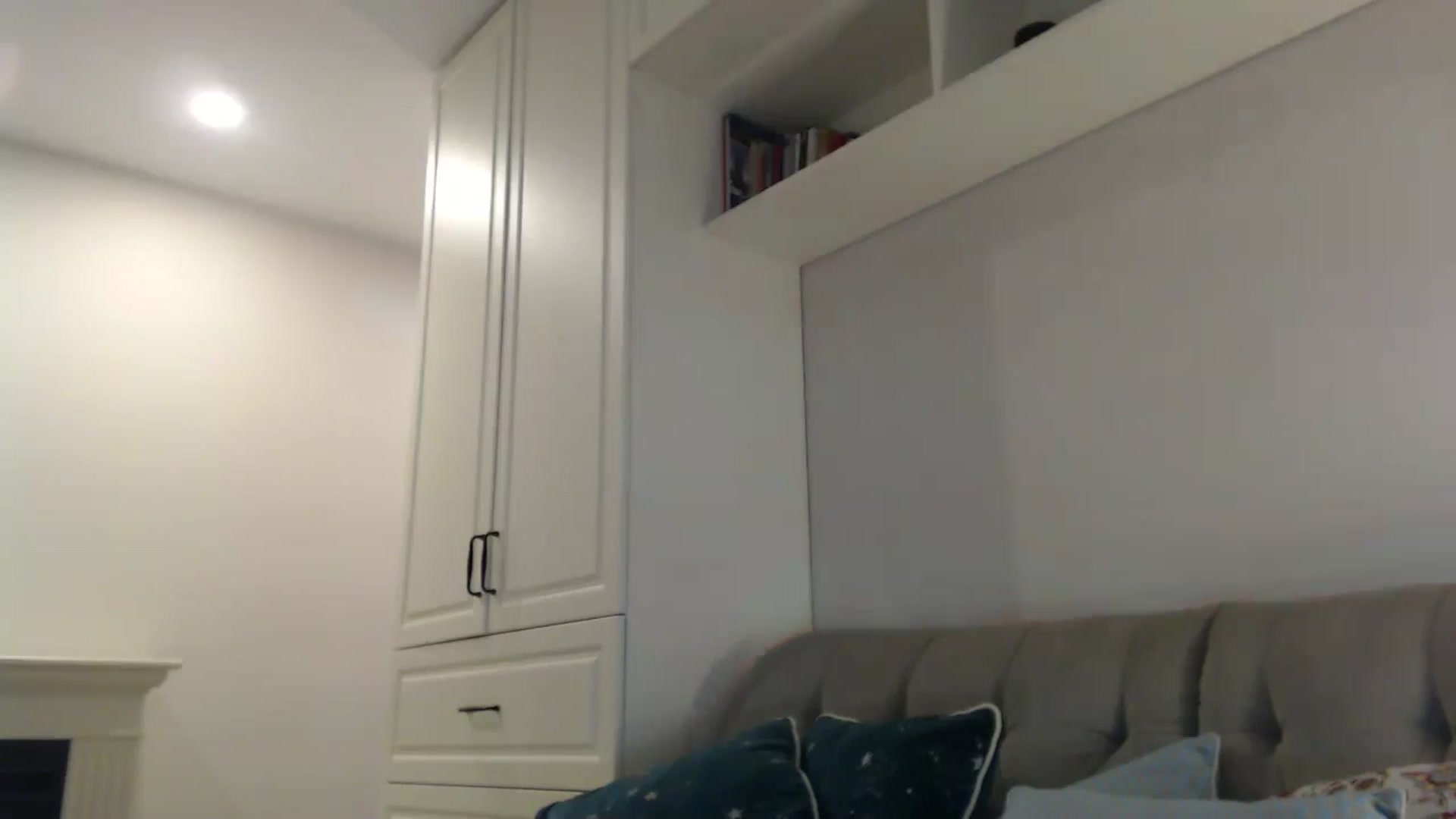 Gallery image thumbnail from Elysewine's myfreecams stream on, 10/20/2024, 05:54 image 5 of 20