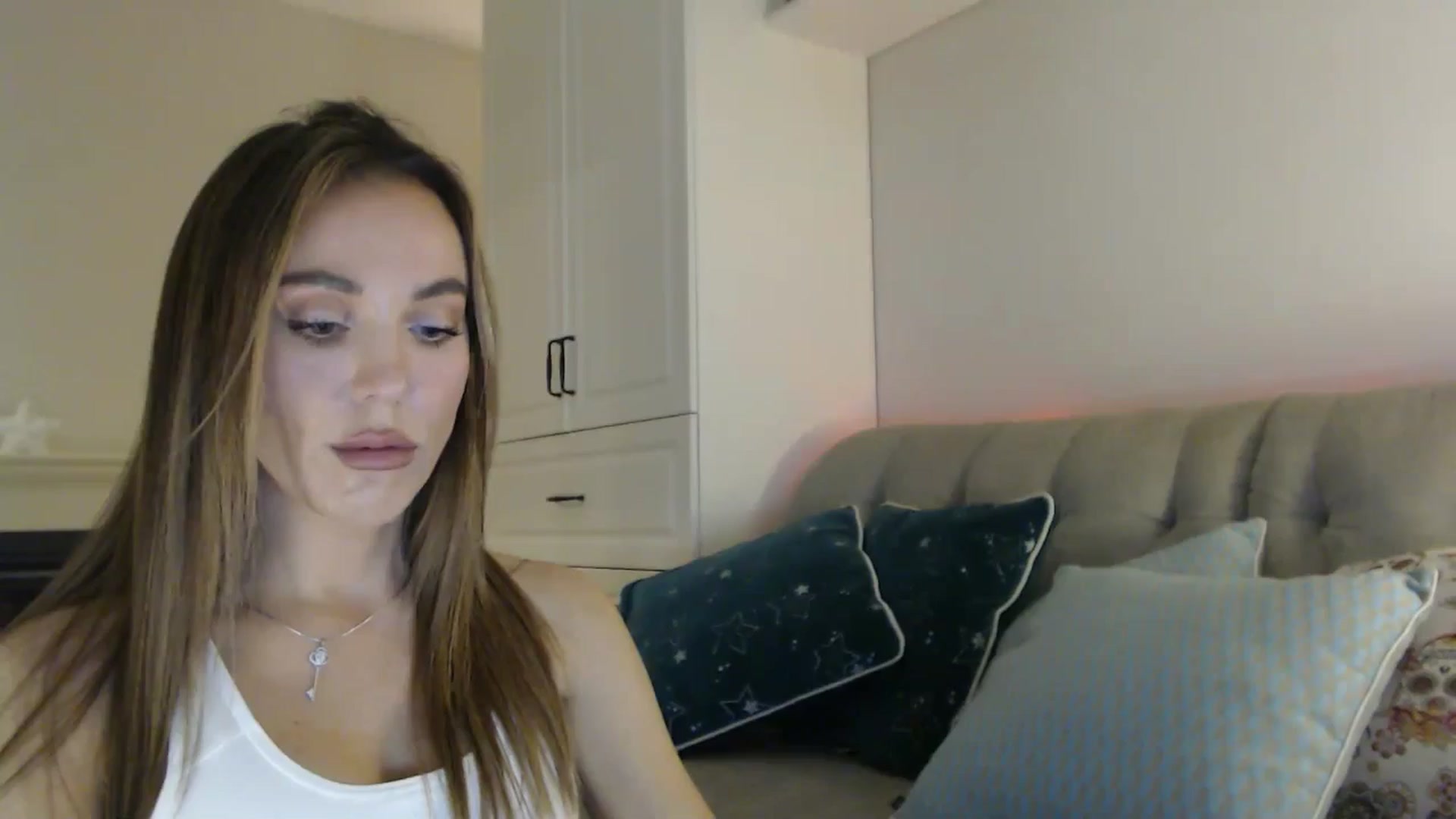 Gallery image thumbnail from Elysewine's myfreecams stream on, 10/20/2024, 05:54 image 18 of 20