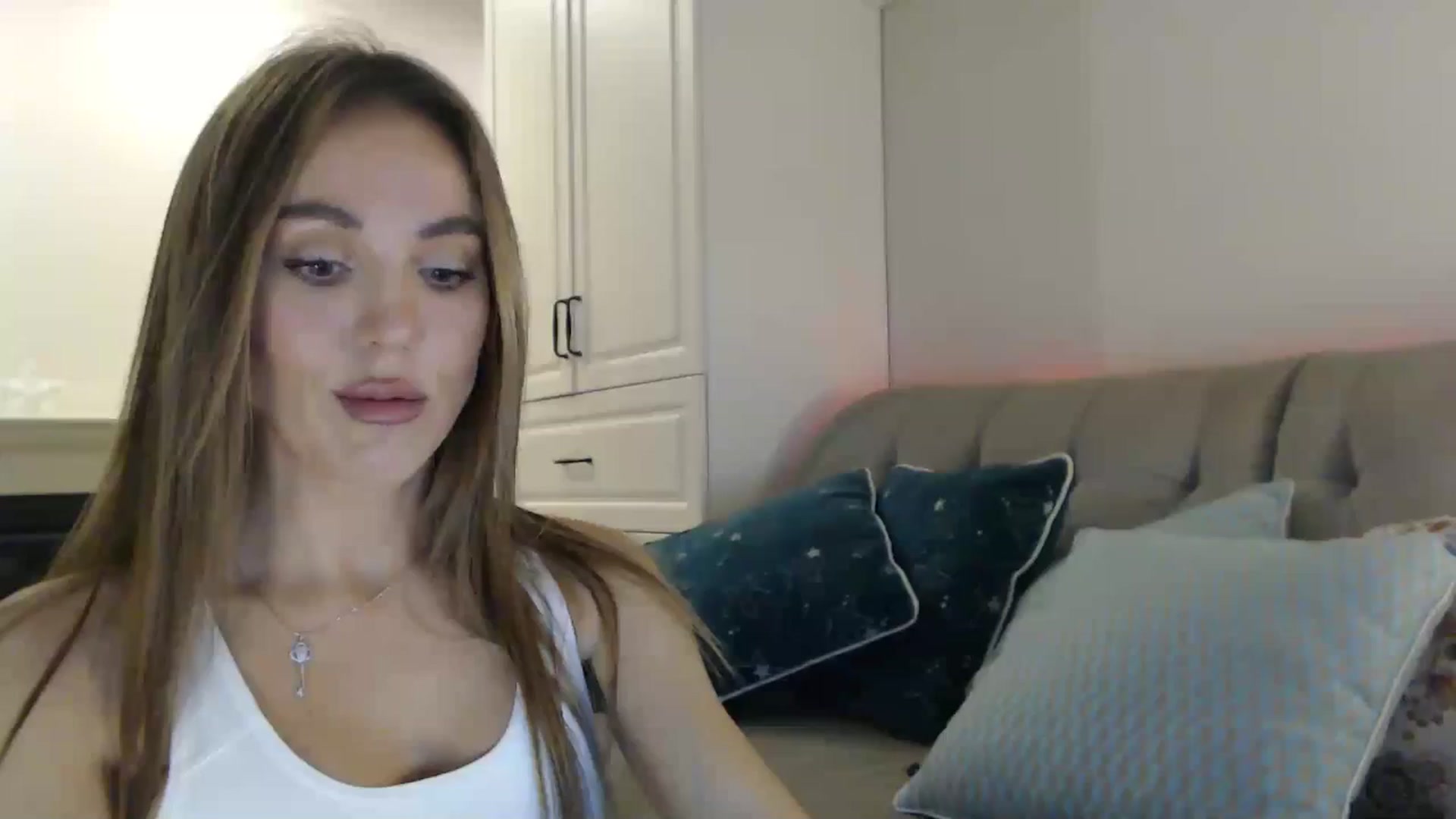 Gallery image thumbnail from Elysewine's myfreecams stream on, 10/20/2024, 05:54 image 9 of 20