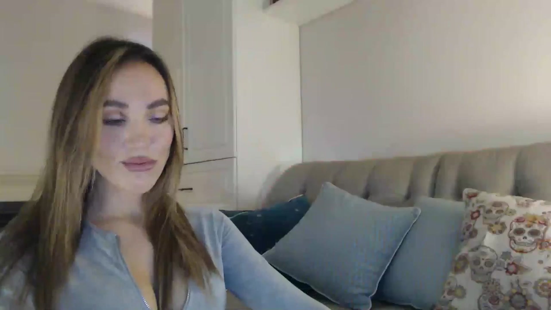 Gallery image thumbnail from Elysewine's myfreecams stream on, 10/26/2024, 06:58 image 6 of 20