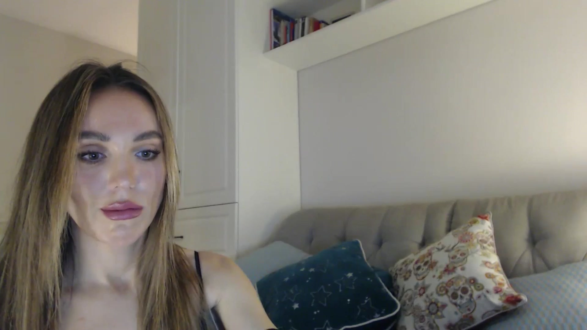 Gallery image thumbnail from Elysewine's myfreecams stream on, 10/27/2024, 05:35 image 16 of 20