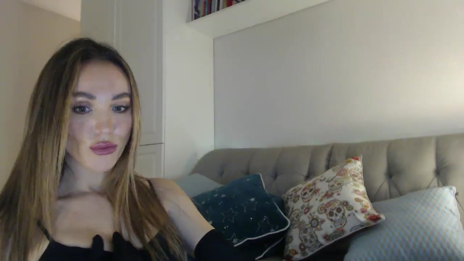 Gallery image thumbnail from Elysewine's myfreecams stream on, 10/27/2024, 05:35 image 5 of 20
