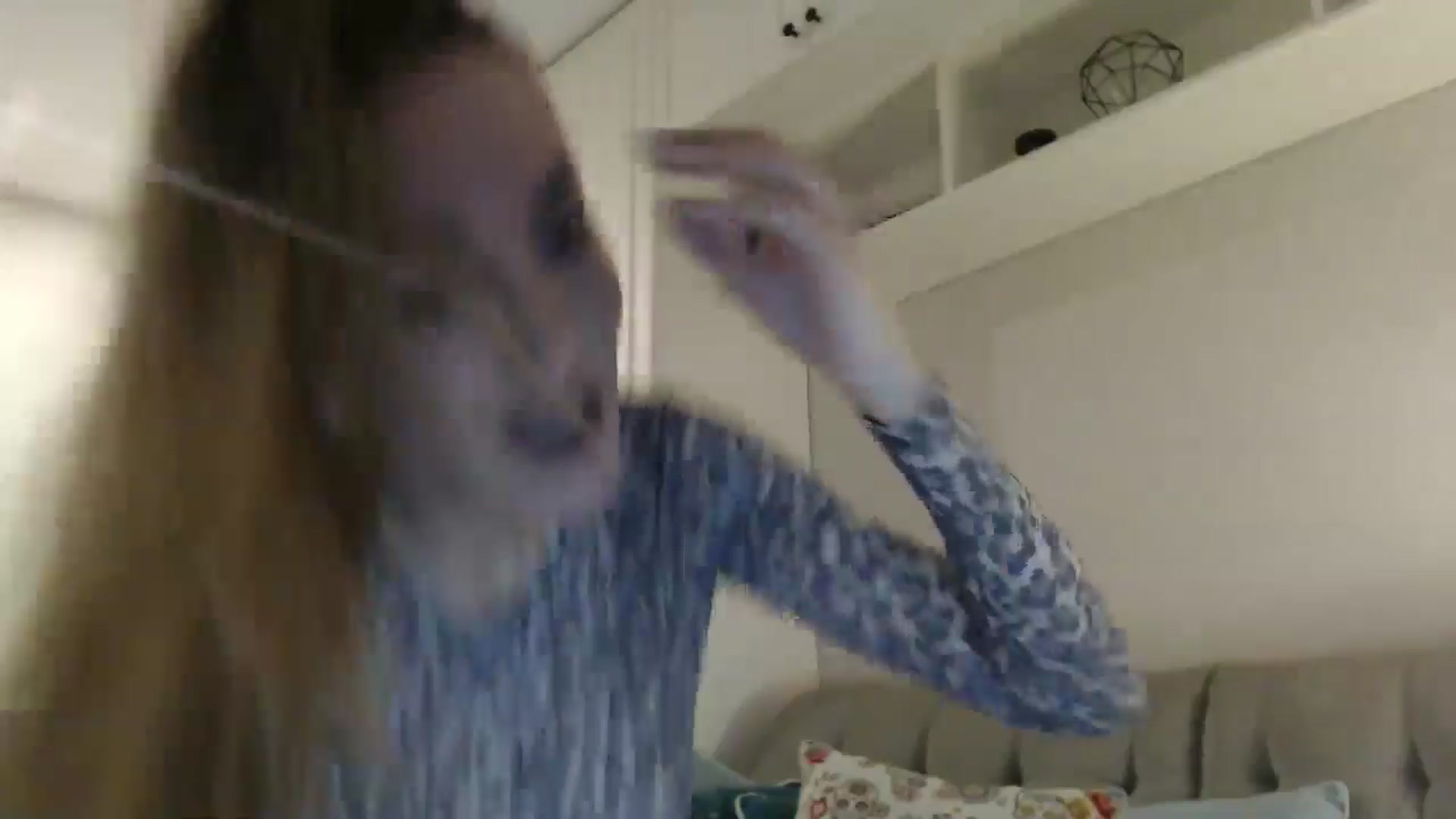Gallery image thumbnail from Elysewine's myfreecams stream on, 11/02/2024, 08:18 image 8 of 20