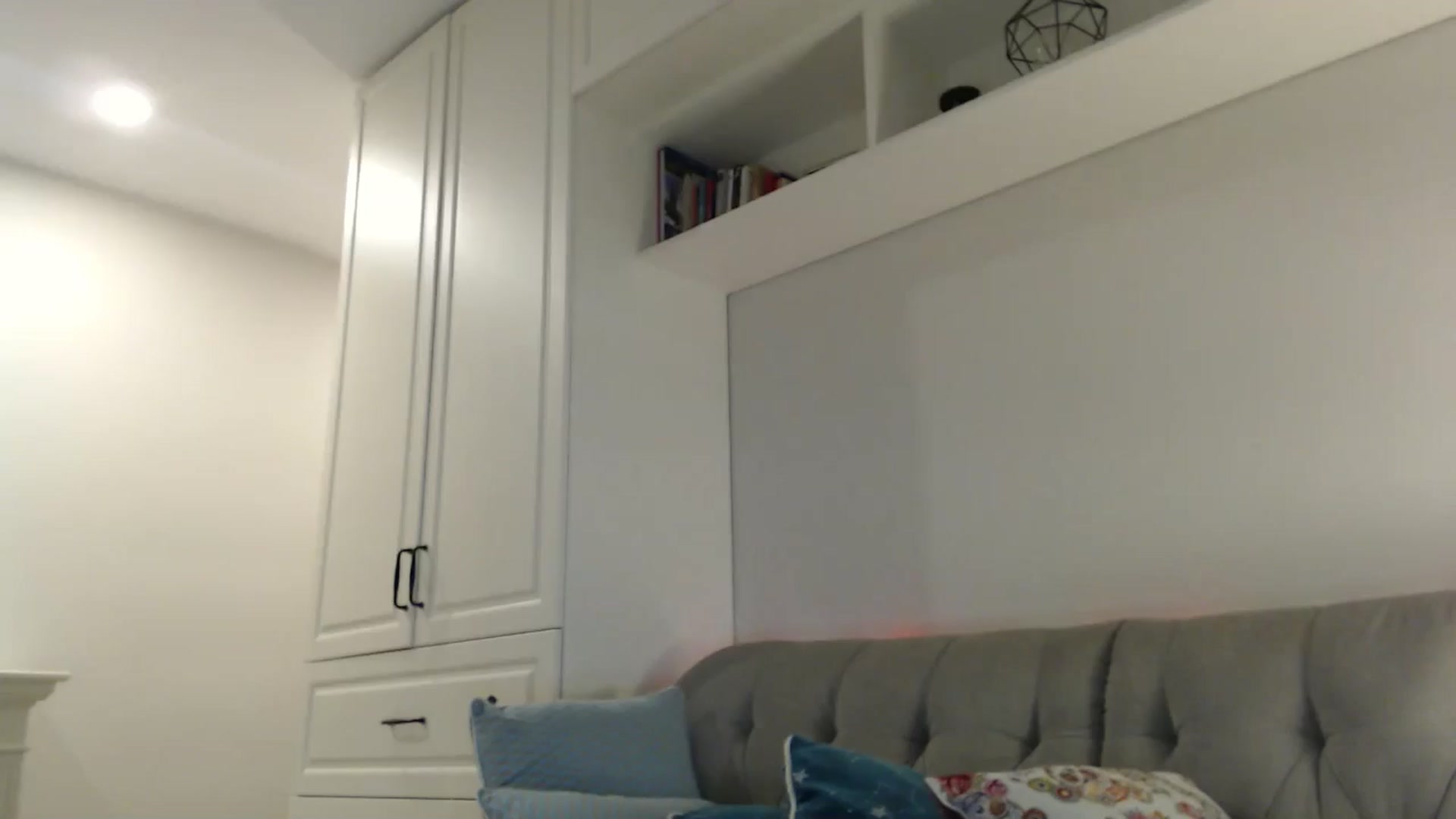 Gallery image thumbnail from Elysewine's myfreecams stream on, 11/09/2024, 06:59 image 1 of 20