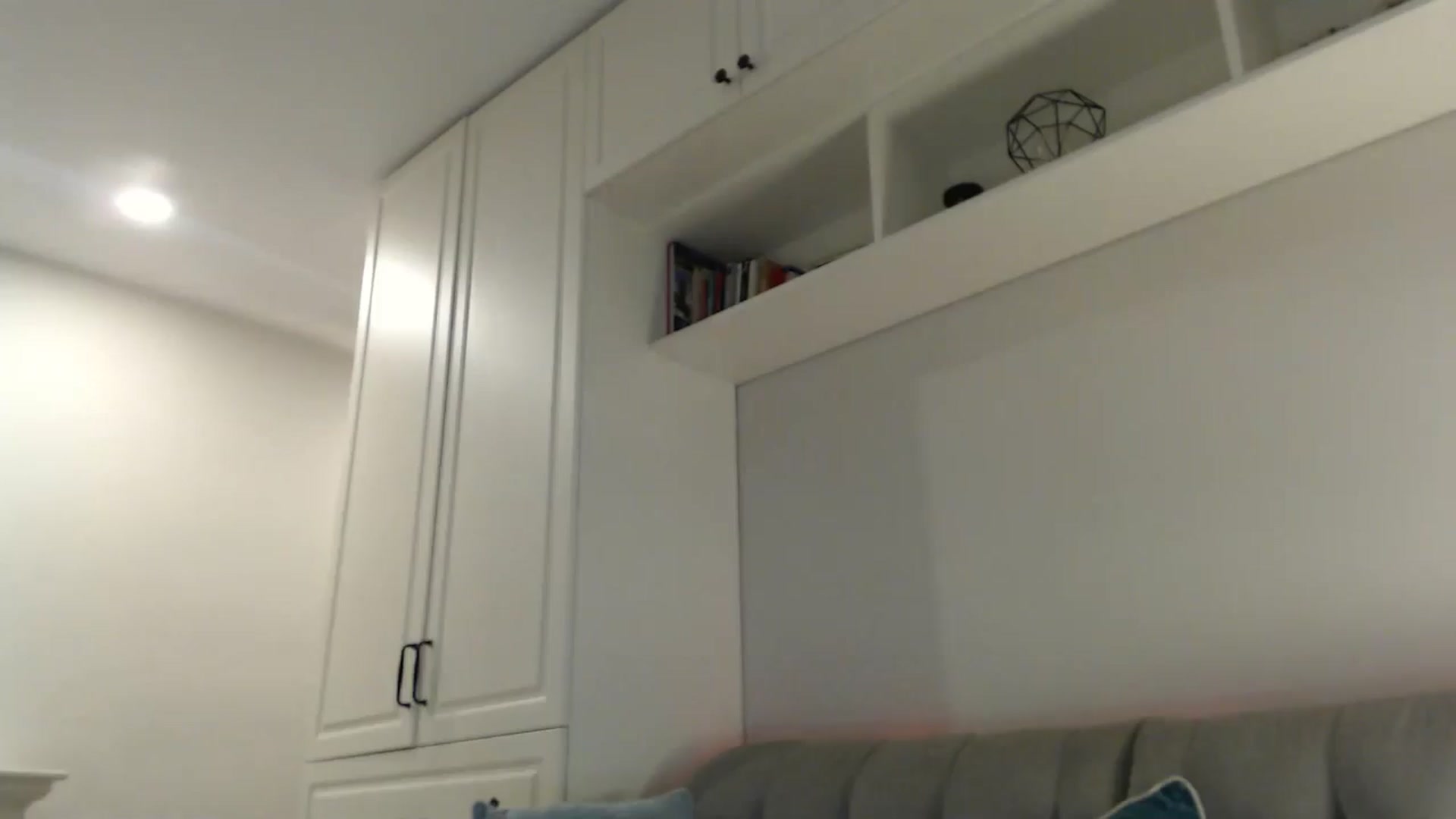Gallery image thumbnail from Elysewine's myfreecams stream on, 11/09/2024, 06:59 image 10 of 20
