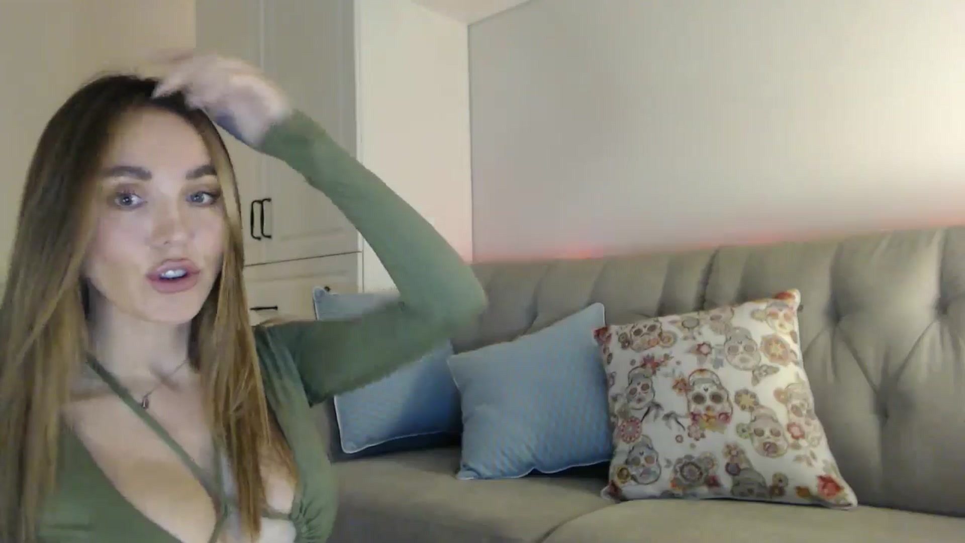Gallery image thumbnail from Elysewine's myfreecams stream on, 11/09/2024, 06:59 image 20 of 20