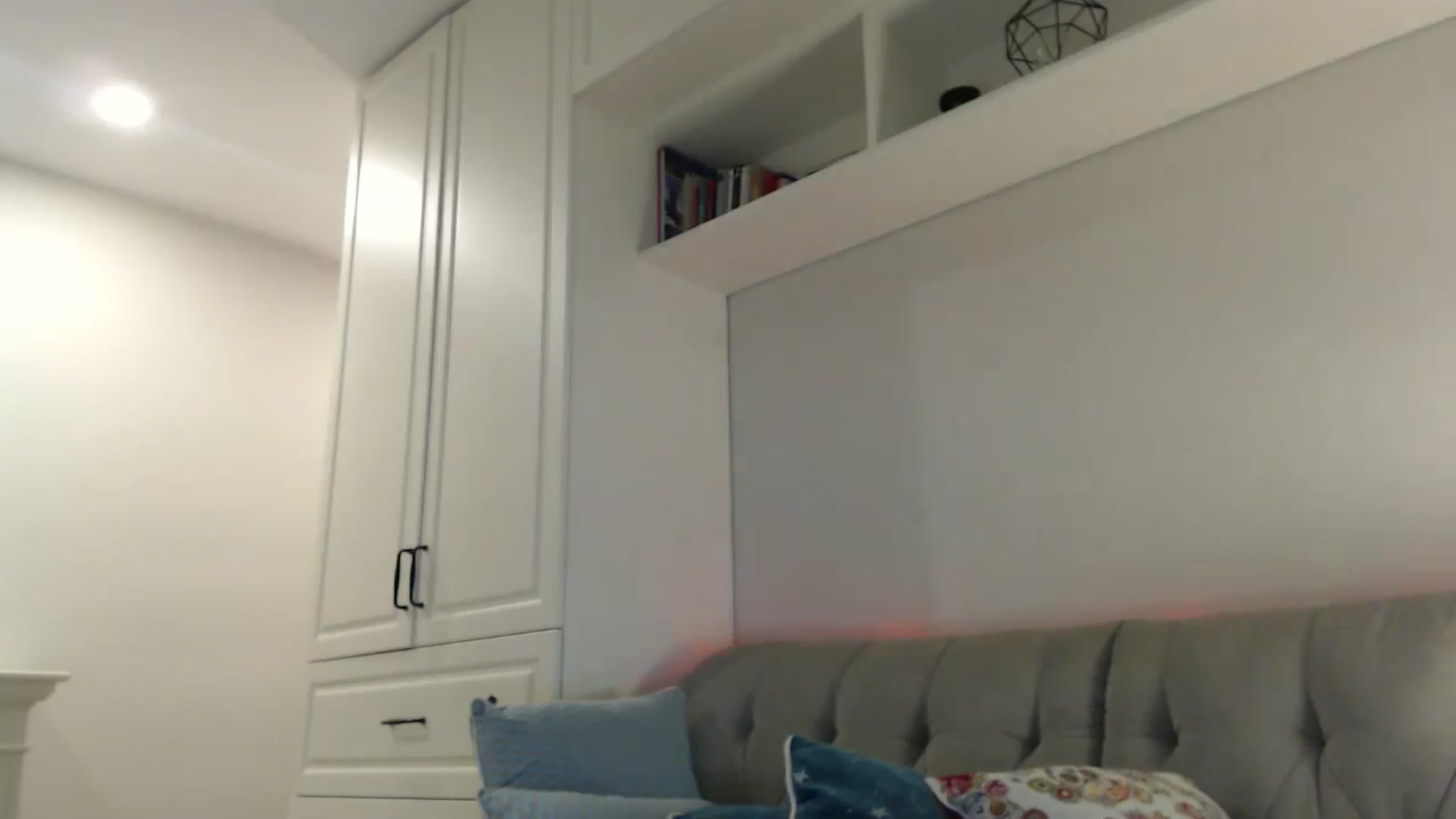 Gallery image thumbnail from Elysewine's myfreecams stream on, 11/09/2024, 06:59 image 2 of 20