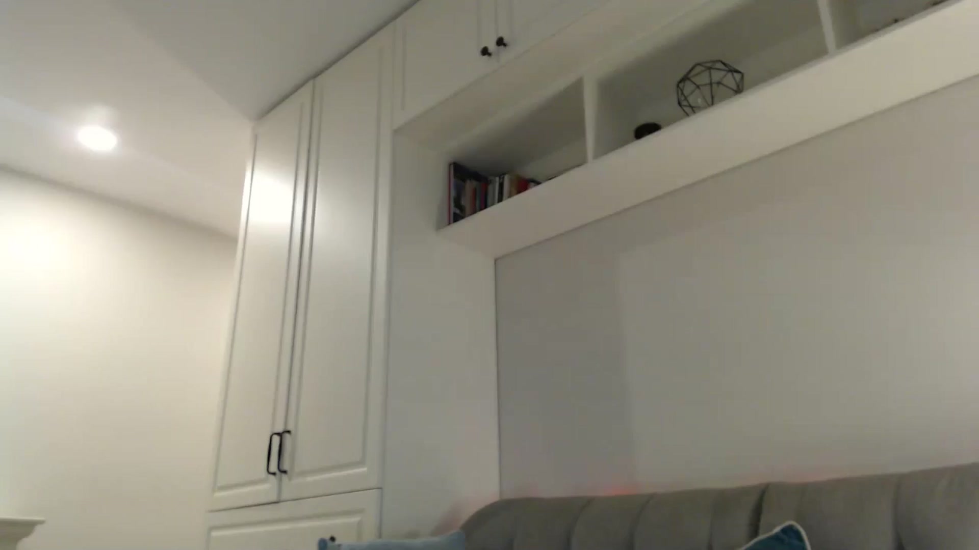 Gallery image thumbnail from Elysewine's myfreecams stream on, 11/09/2024, 06:59 image 11 of 20