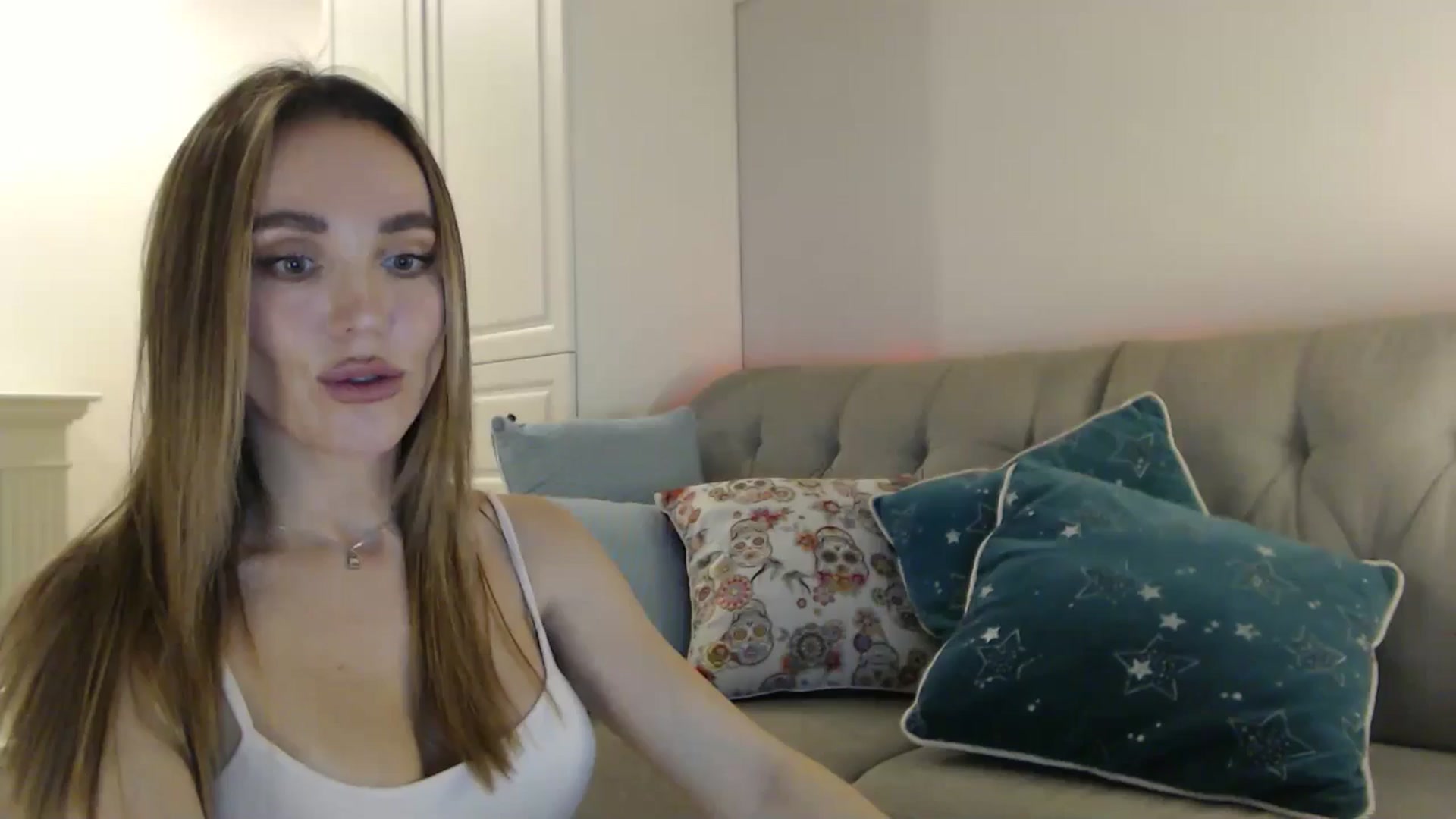 Gallery image thumbnail from Elysewine's myfreecams stream on, 11/09/2024, 06:59 image 7 of 20
