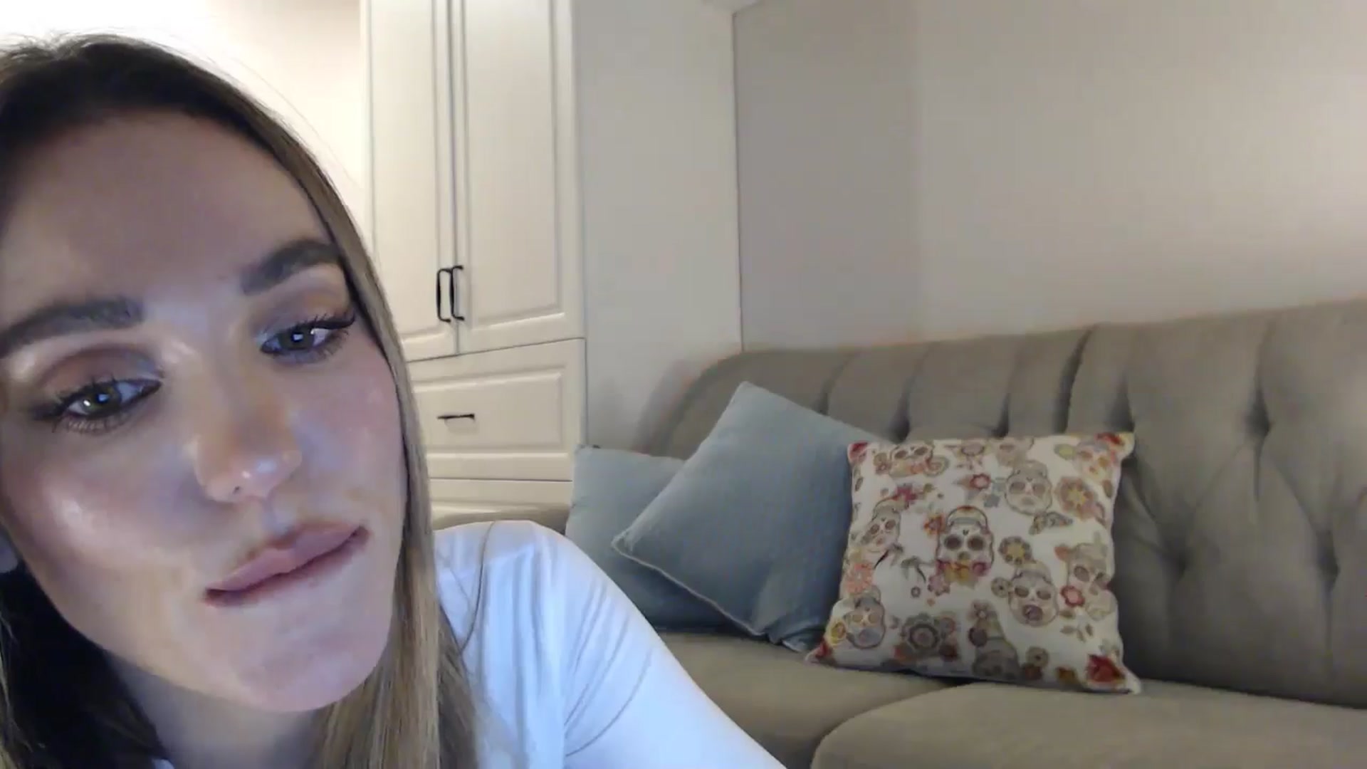 Gallery image thumbnail from Elysewine's myfreecams stream on, 11/09/2024, 10:24 image 19 of 20