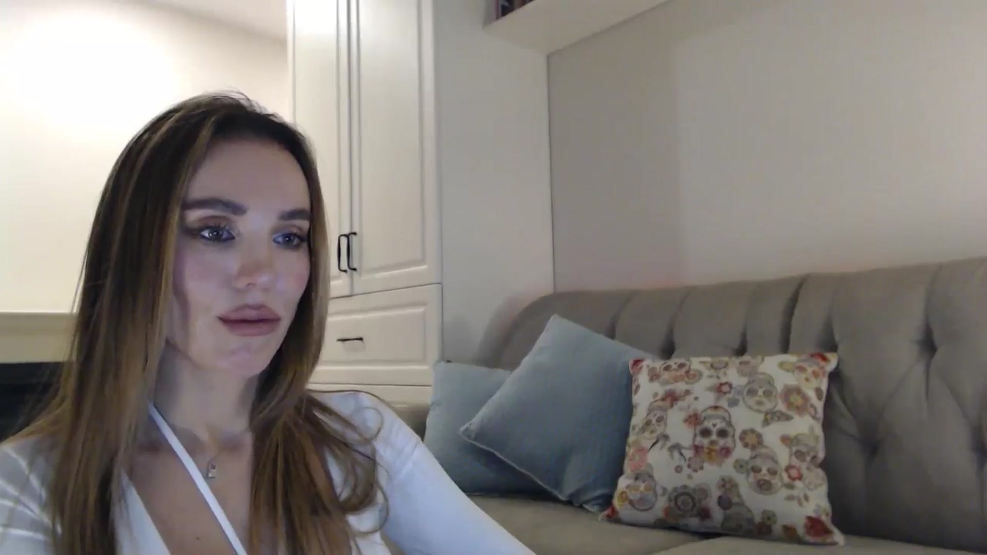 Gallery image thumbnail from Elysewine's myfreecams stream on, 11/09/2024, 10:24 image 17 of 20