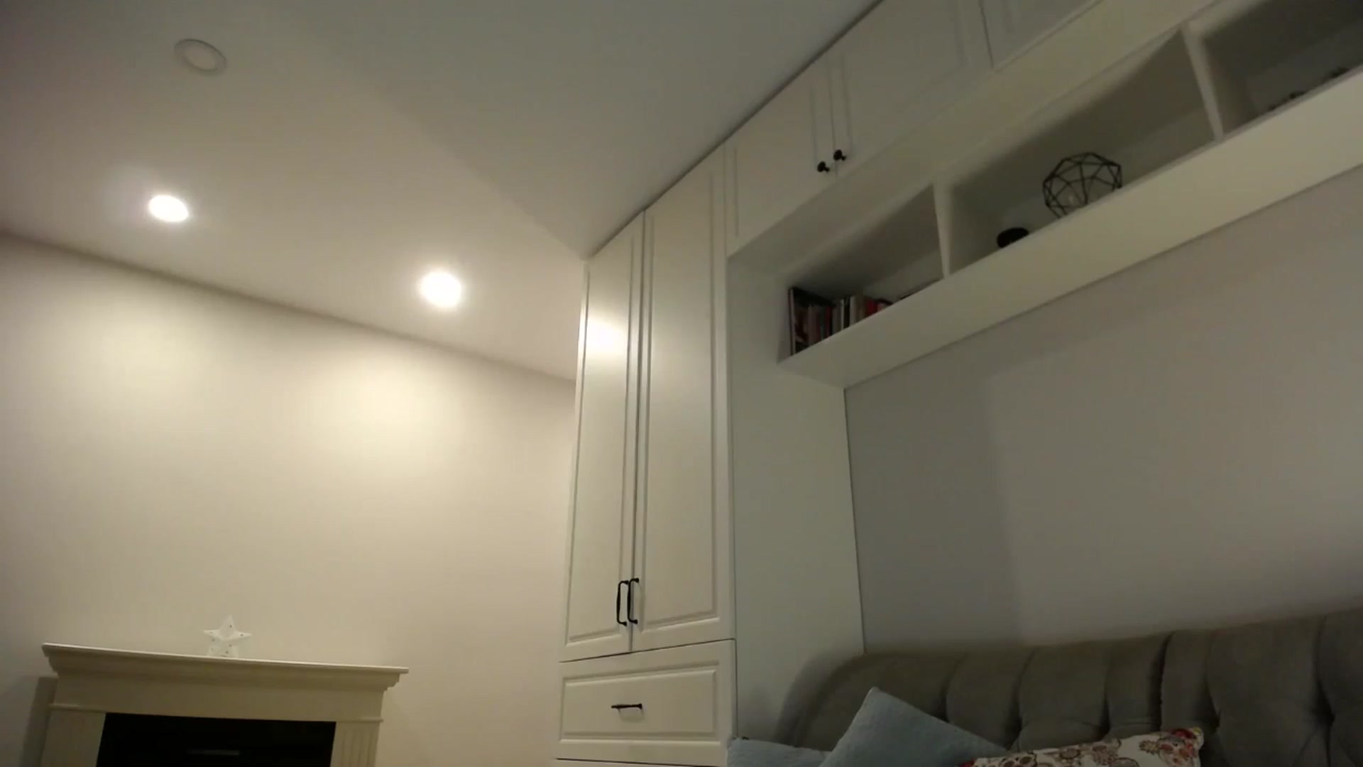 Gallery image thumbnail from Elysewine's myfreecams stream on, 11/10/2024, 05:37 image 15 of 20