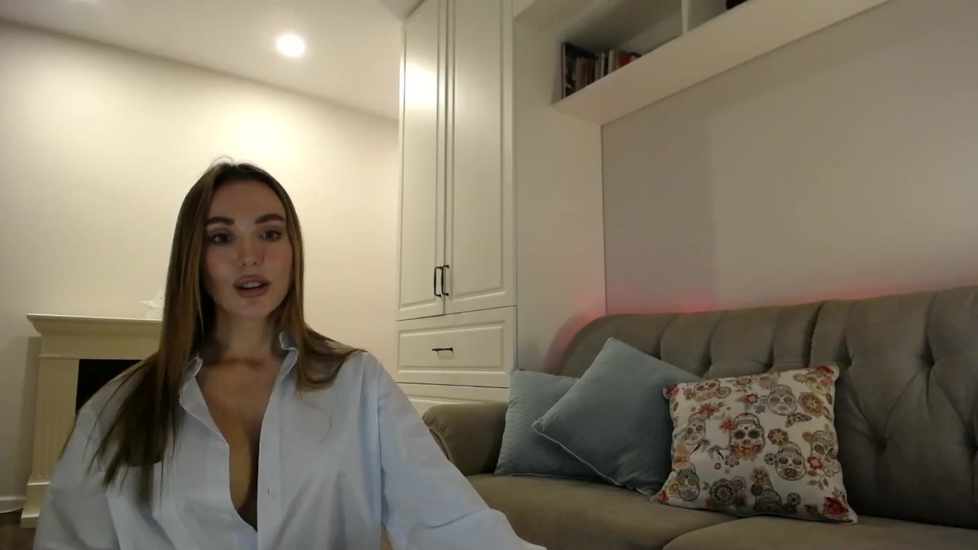 Gallery image thumbnail from Elysewine's myfreecams stream on, 11/10/2024, 05:37 image 9 of 20