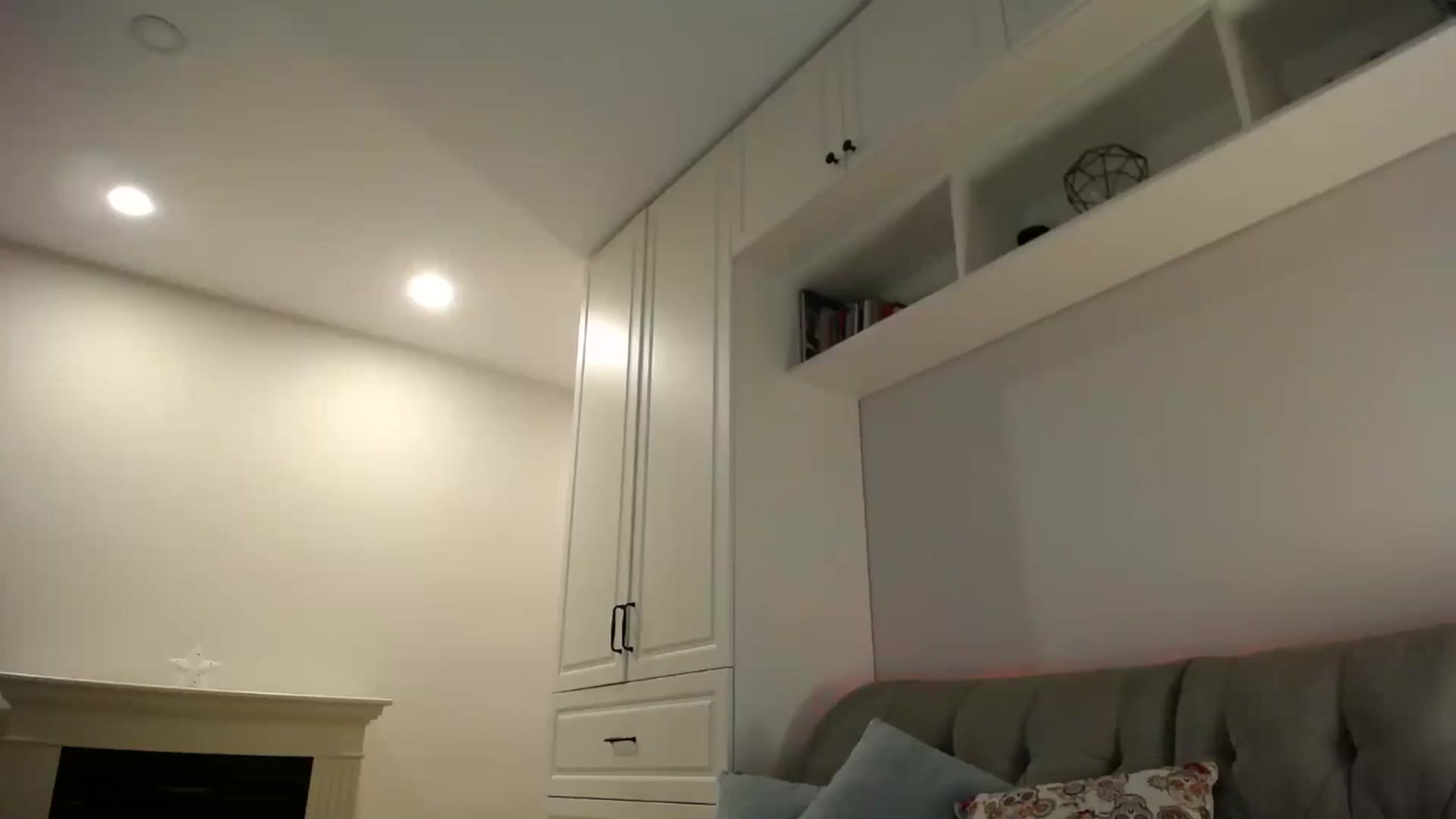 Gallery image thumbnail from Elysewine's myfreecams stream on, 11/10/2024, 05:37 image 2 of 20