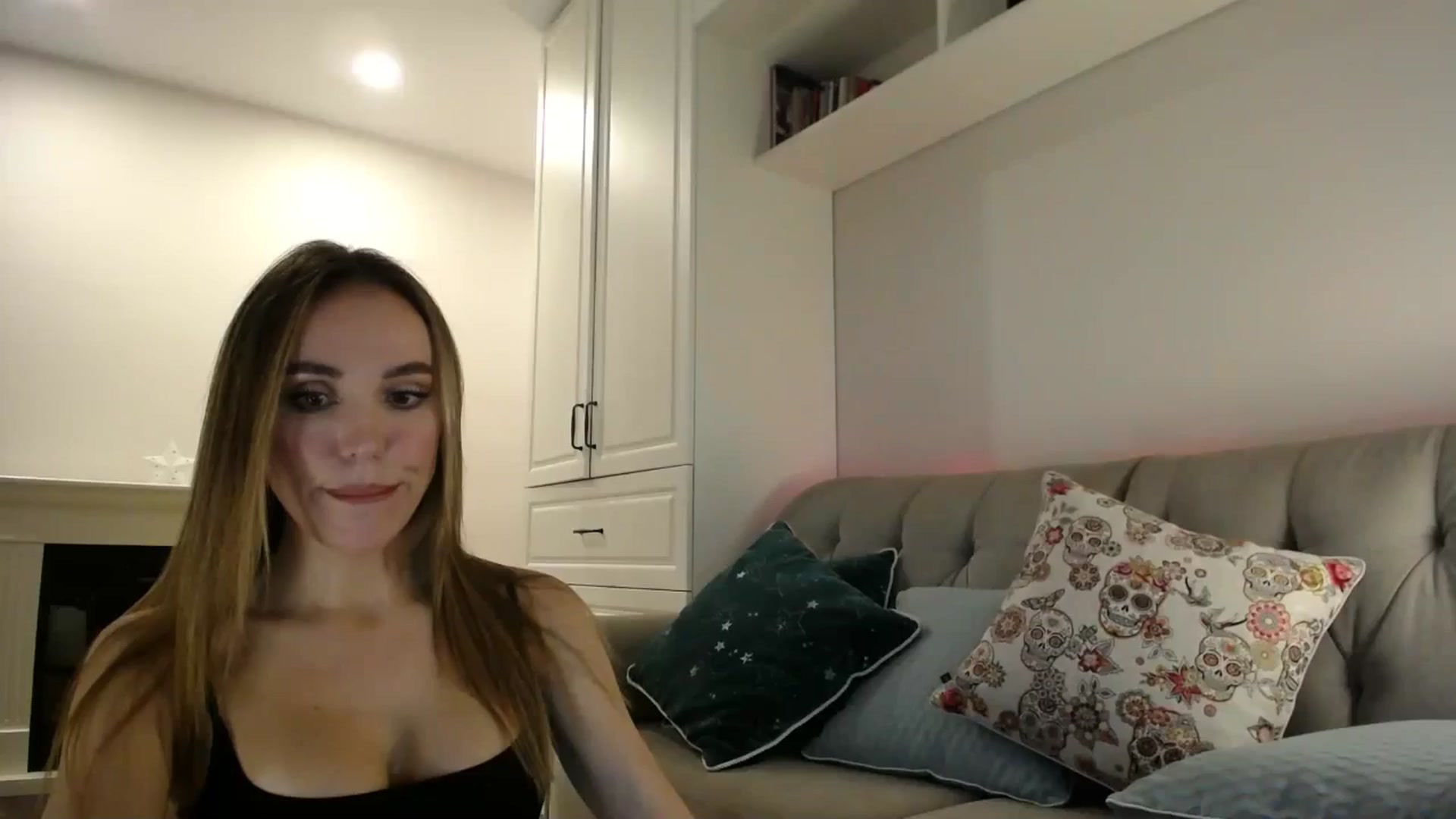 Gallery image thumbnail from Elysewine's myfreecams stream on, 11/16/2024, 07:00 image 6 of 20