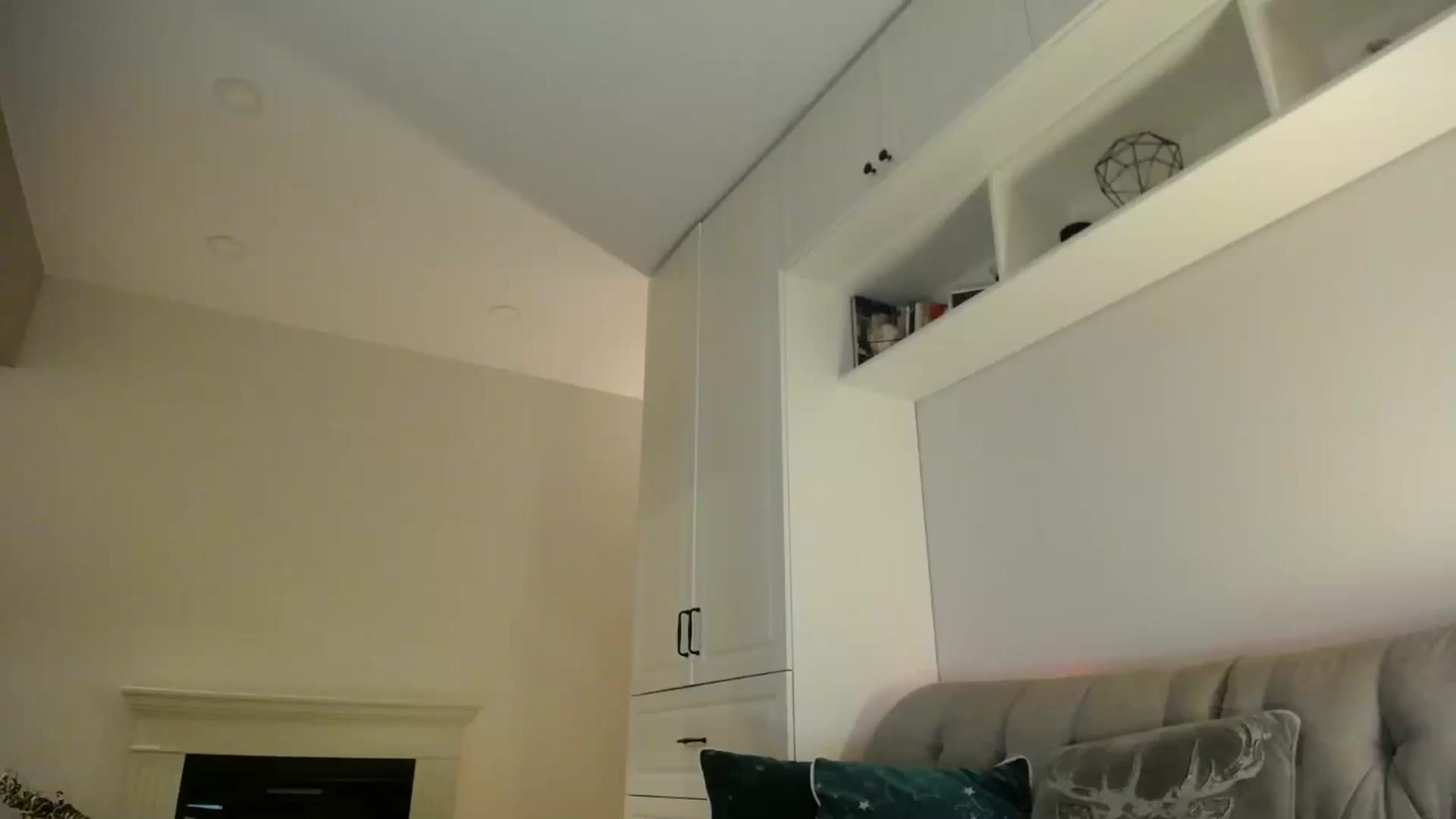 Gallery image thumbnail from Elysewine's myfreecams stream on, 11/24/2024, 07:37 image 7 of 20