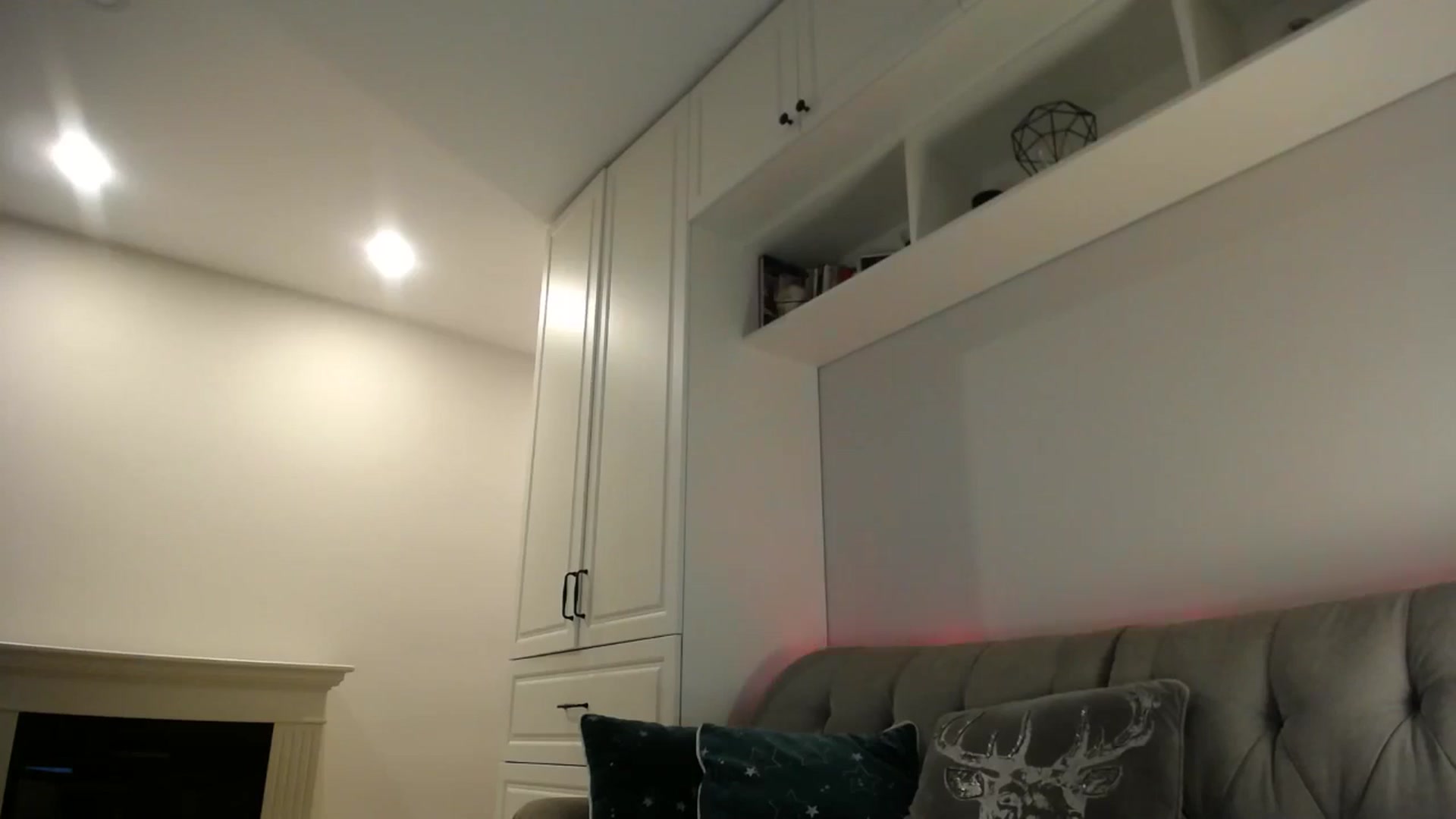 Gallery image thumbnail from Elysewine's myfreecams stream on, 11/24/2024, 07:37 image 2 of 20