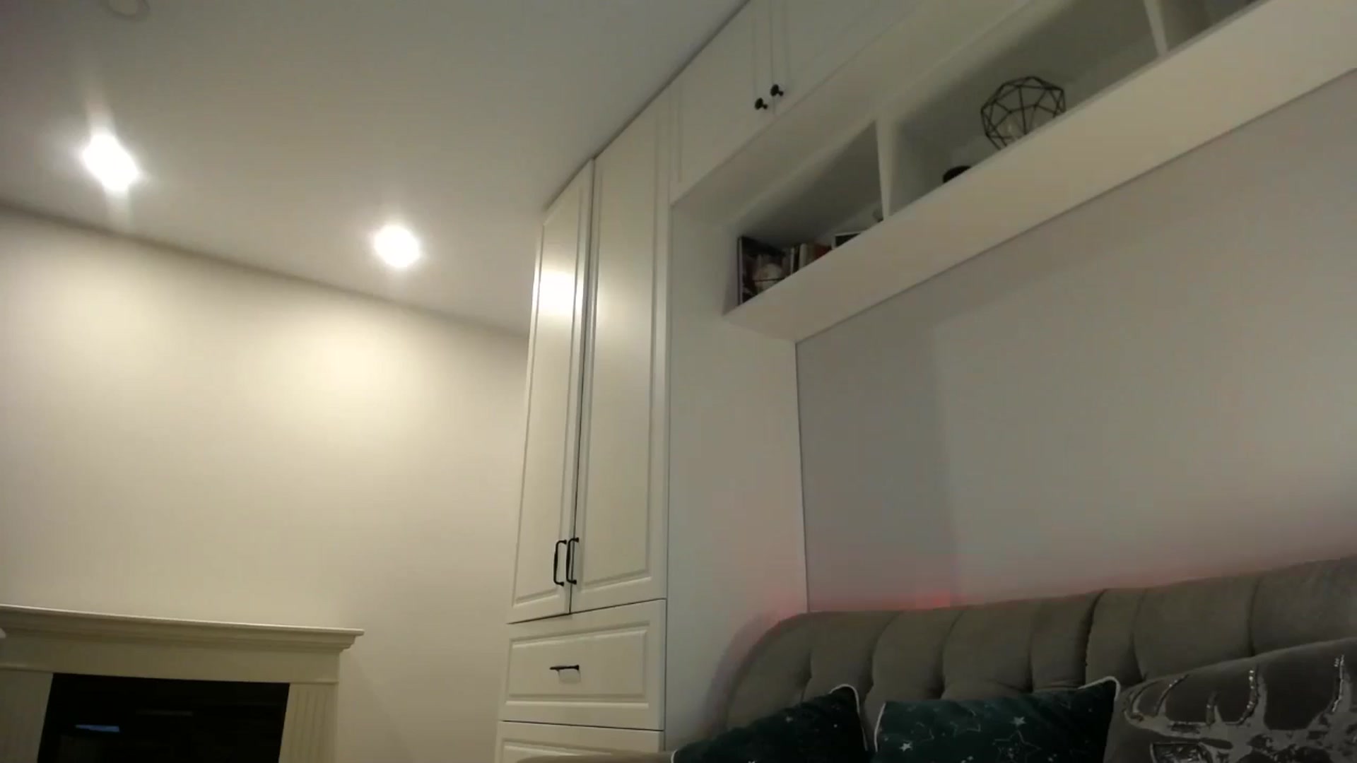 Gallery image thumbnail from Elysewine's myfreecams stream on, 12/01/2024, 06:42 image 3 of 20