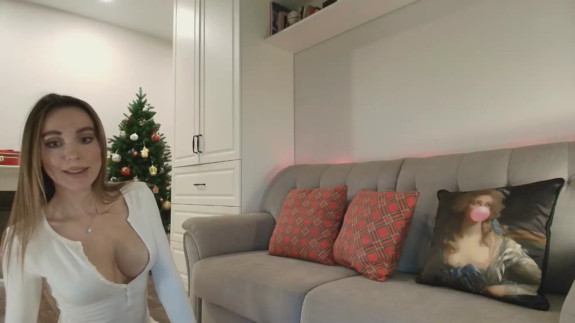 Gallery image thumbnail from Elysewine's myfreecams stream on, 12/14/2024, 08:25 image 9 of 20