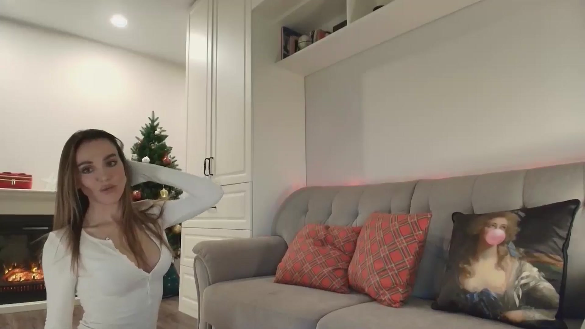 Gallery image thumbnail from Elysewine's myfreecams stream on, 12/14/2024, 08:25 image 8 of 20