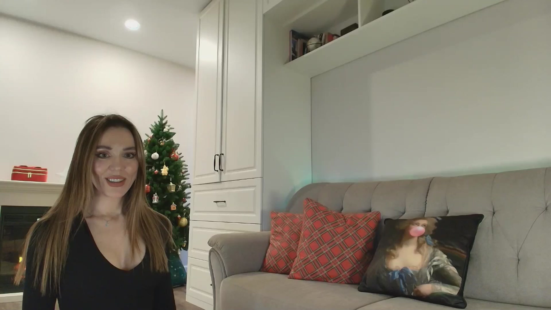 Gallery image thumbnail from Elysewine's myfreecams stream on, 12/15/2024, 06:44 image 12 of 20