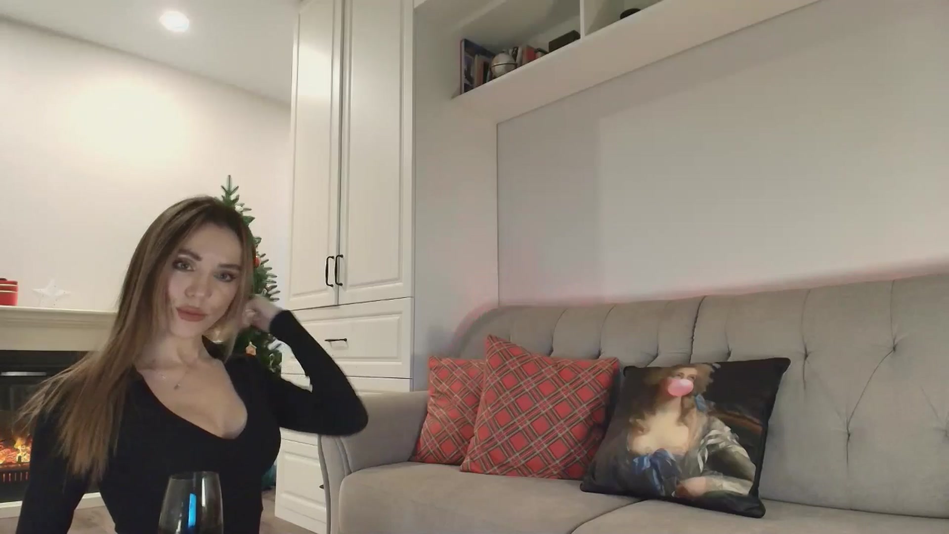 Gallery image thumbnail from Elysewine's myfreecams stream on, 12/15/2024, 06:44 image 7 of 20