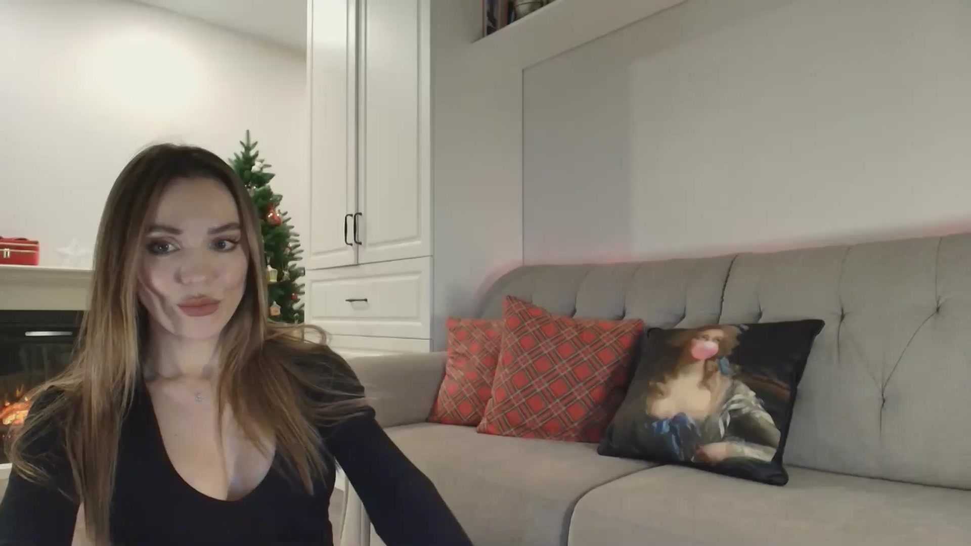 Gallery image thumbnail from Elysewine's myfreecams stream on, 12/15/2024, 06:44 image 1 of 20