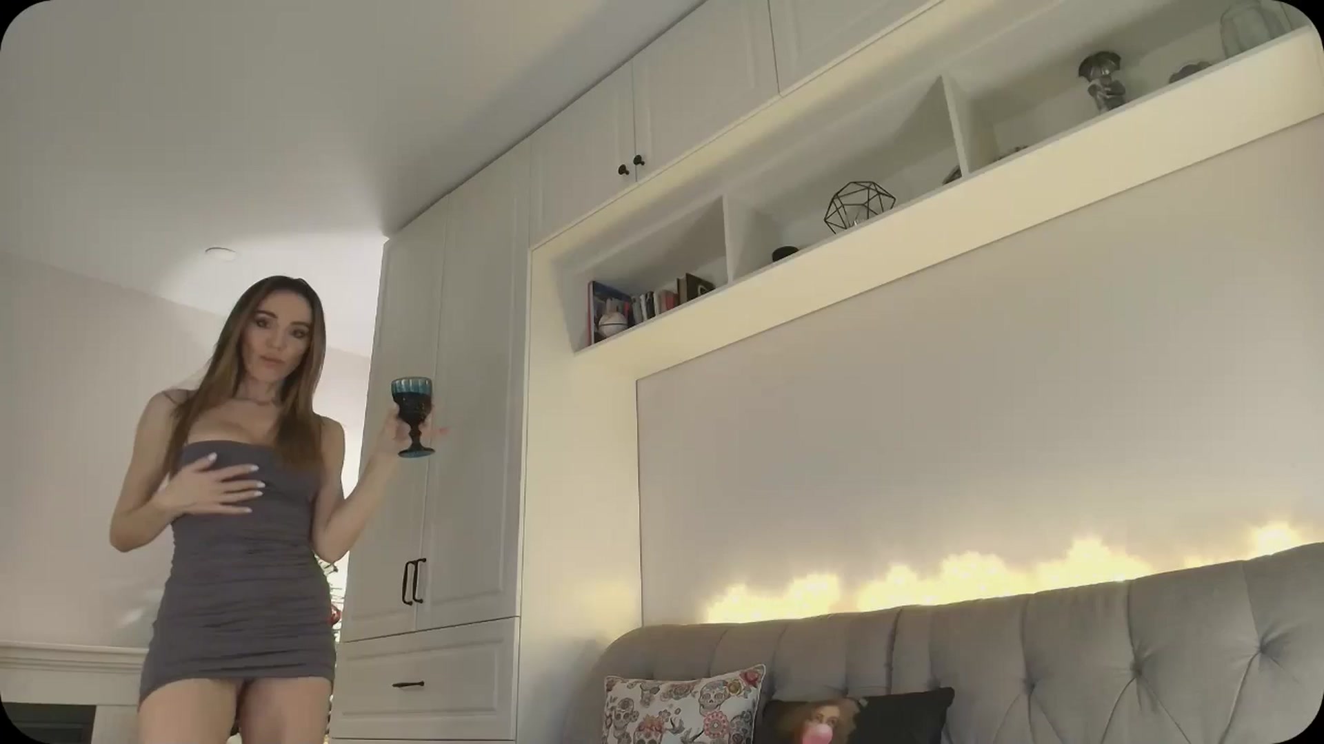 Gallery image thumbnail from Elysewine's myfreecams stream on, 01/18/2025, 06:42 image 1 of 20