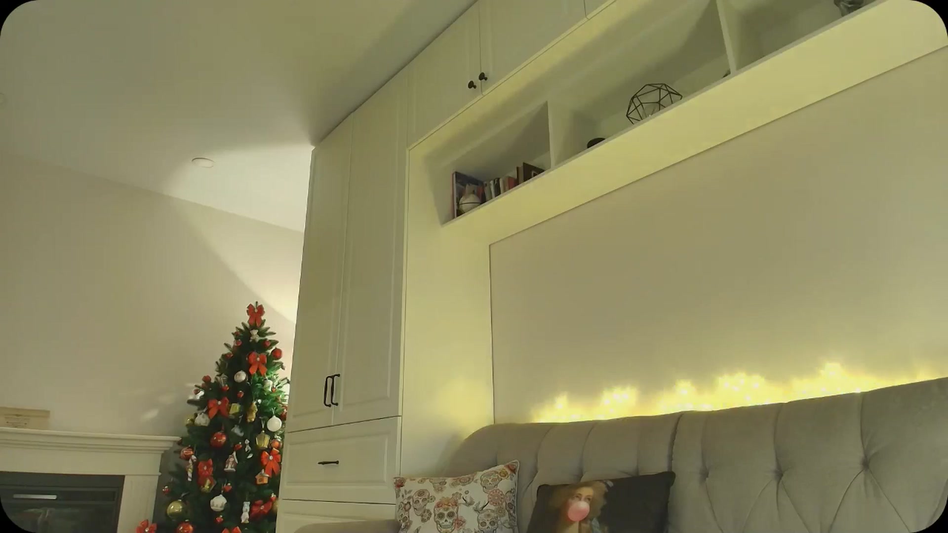 Gallery image thumbnail from Elysewine's myfreecams stream on, 01/19/2025, 06:32 image 13 of 20