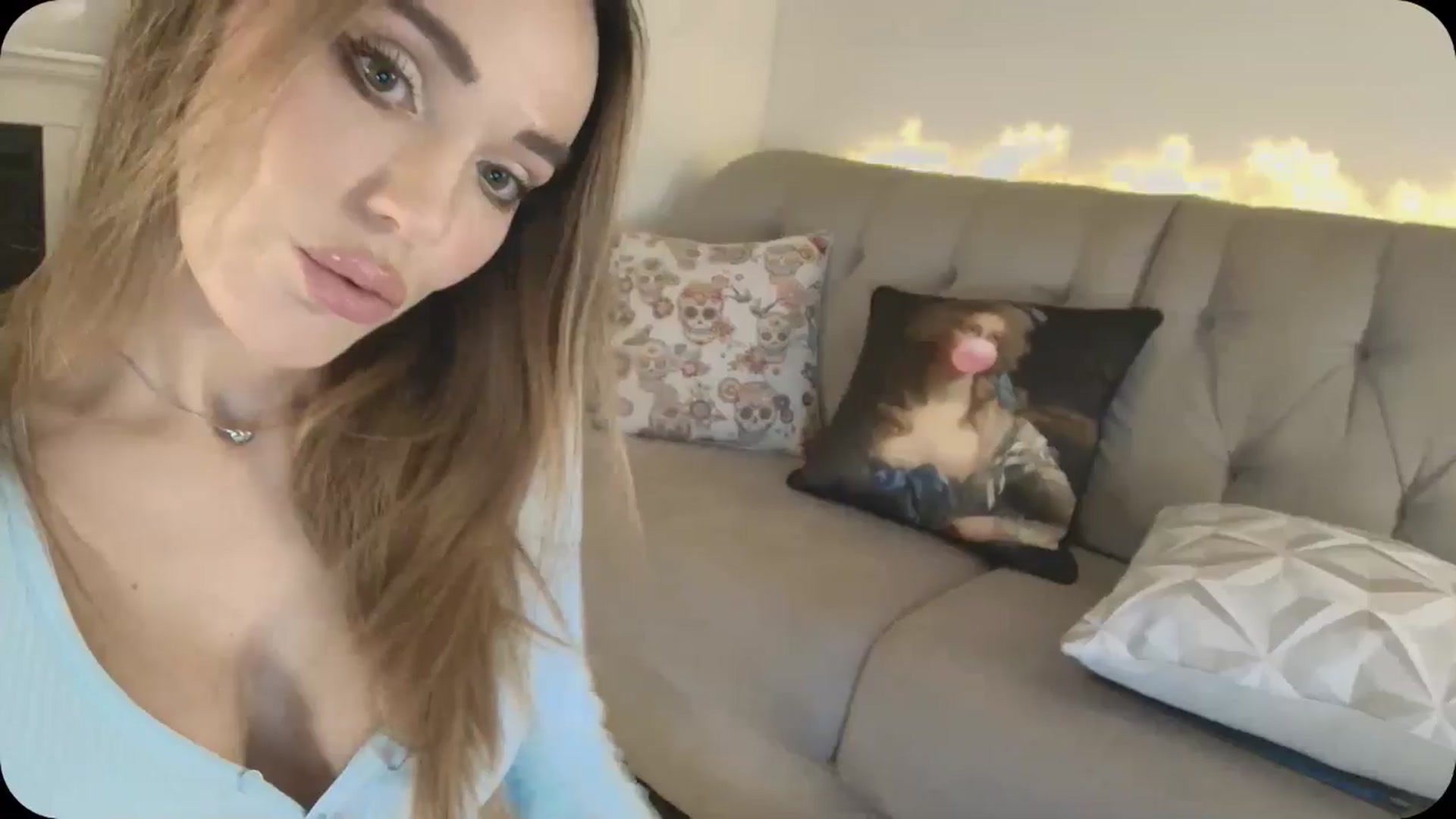 Gallery image thumbnail from Elysewine's myfreecams stream on, 01/19/2025, 06:32 image 20 of 20