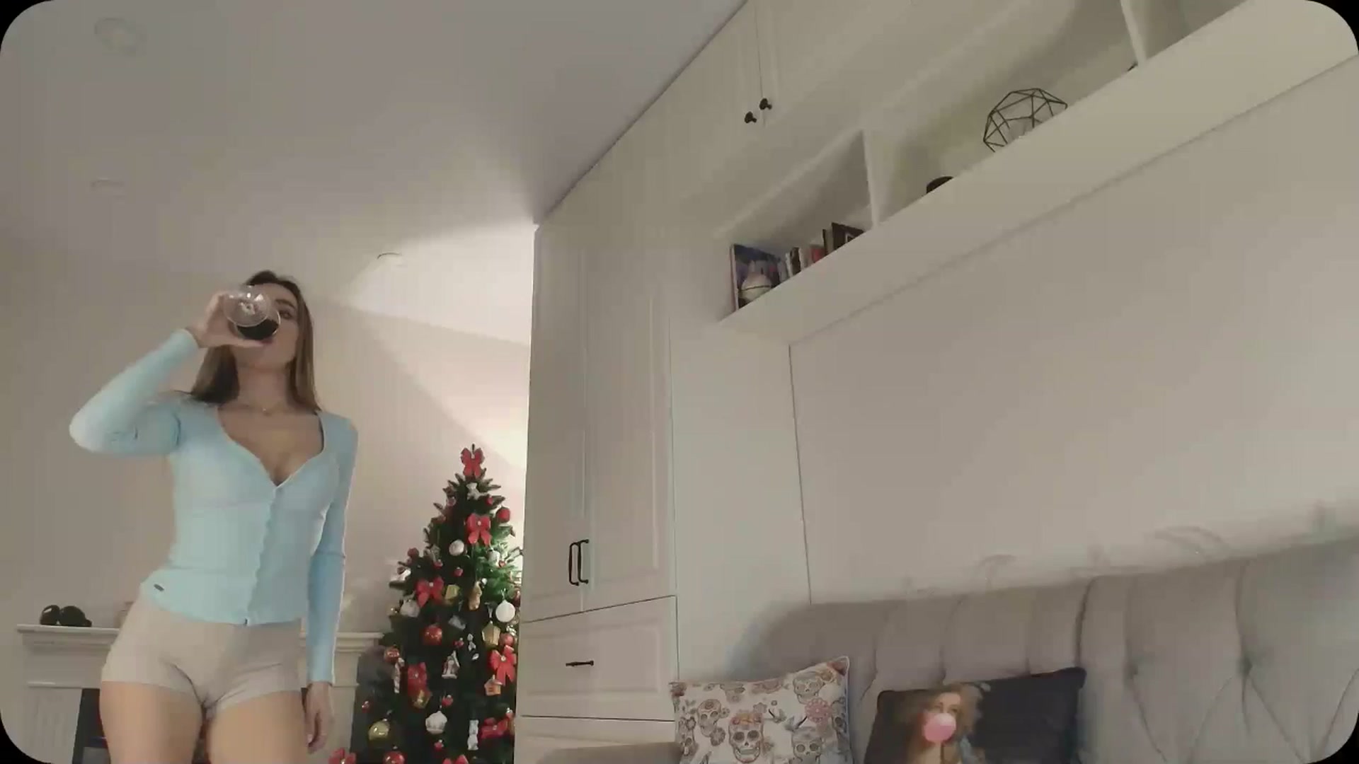 Gallery image thumbnail from Elysewine's myfreecams stream on, 01/19/2025, 07:08 image 2 of 20
