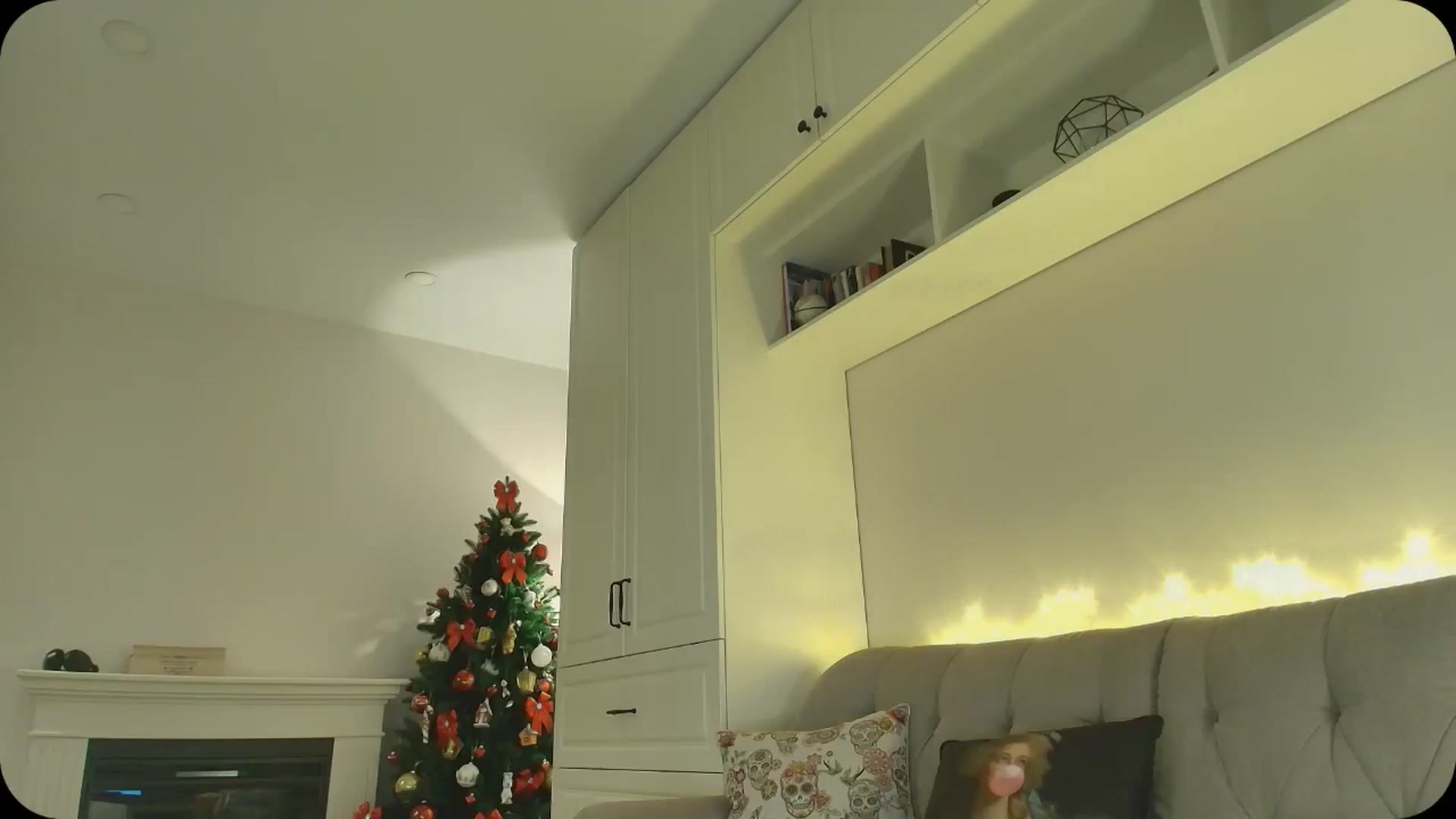 Gallery image thumbnail from Elysewine's myfreecams stream on, 01/19/2025, 07:08 image 3 of 20