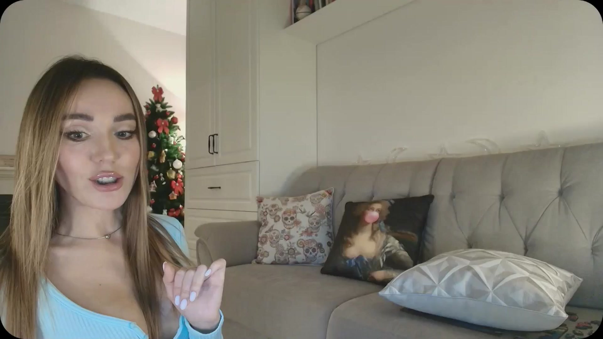 Gallery image thumbnail from Elysewine's myfreecams stream on, 01/19/2025, 07:08 image 10 of 20