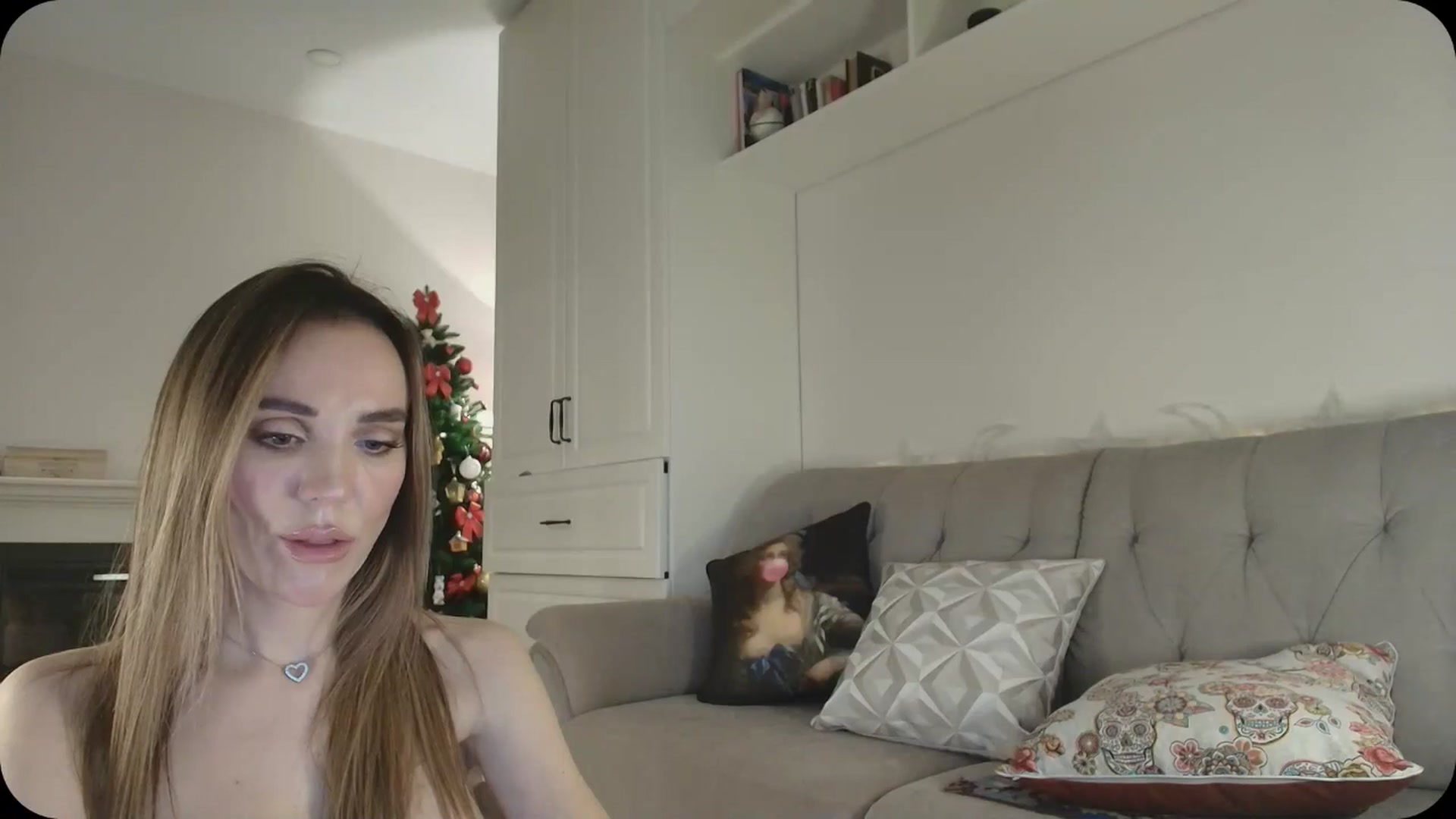 Gallery image thumbnail from Elysewine's myfreecams stream on, 01/25/2025, 08:32 image 9 of 20