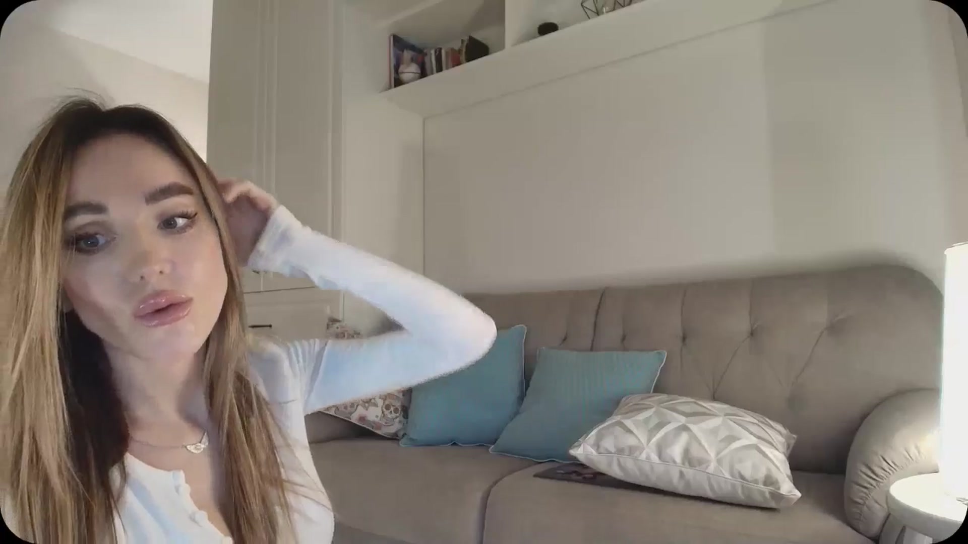 Gallery image thumbnail from Elysewine's myfreecams stream on, 01/26/2025, 05:21 image 20 of 20