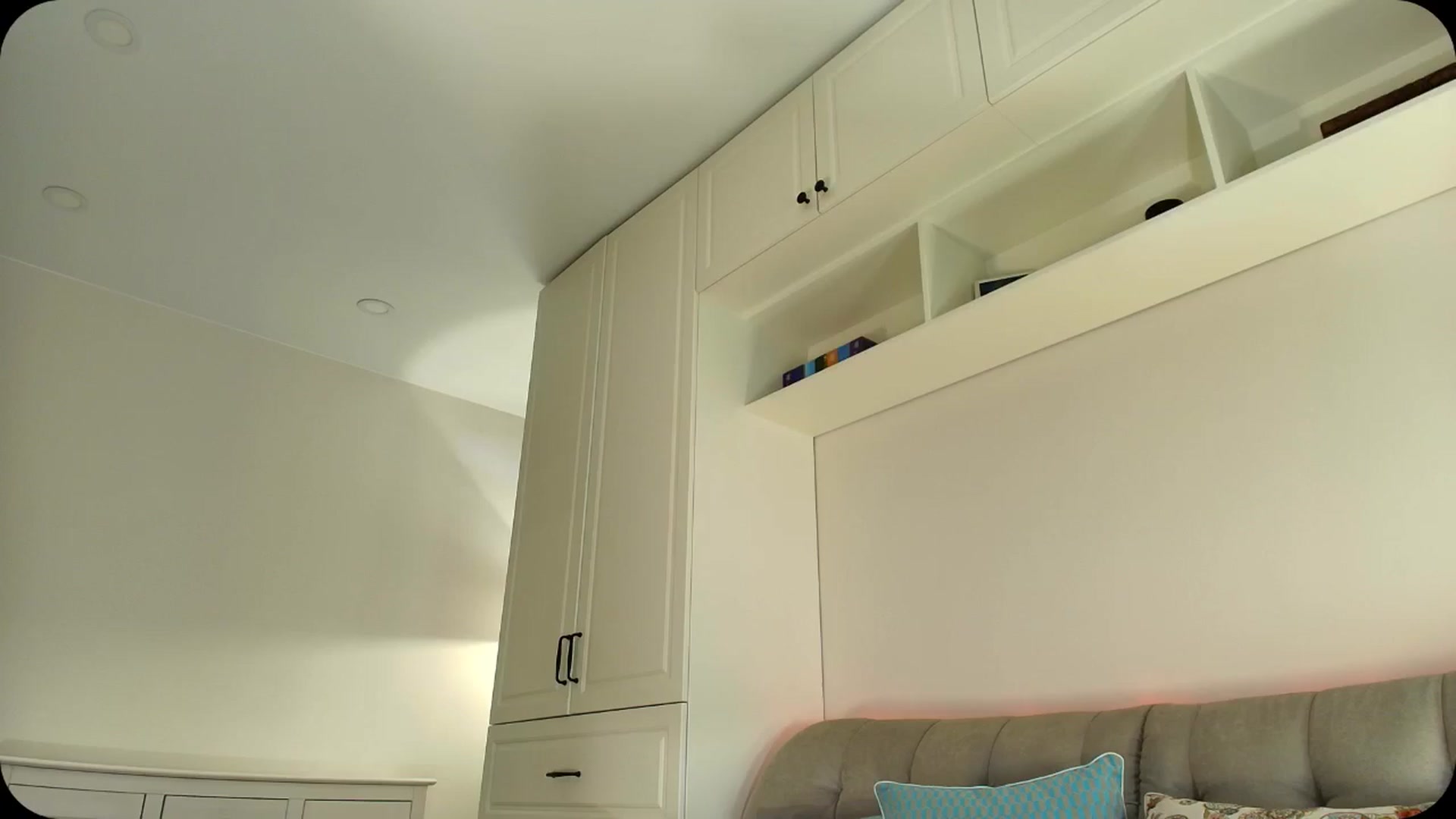 Gallery image thumbnail from Elysewine's myfreecams stream on, 02/15/2025, 06:28 image 8 of 20