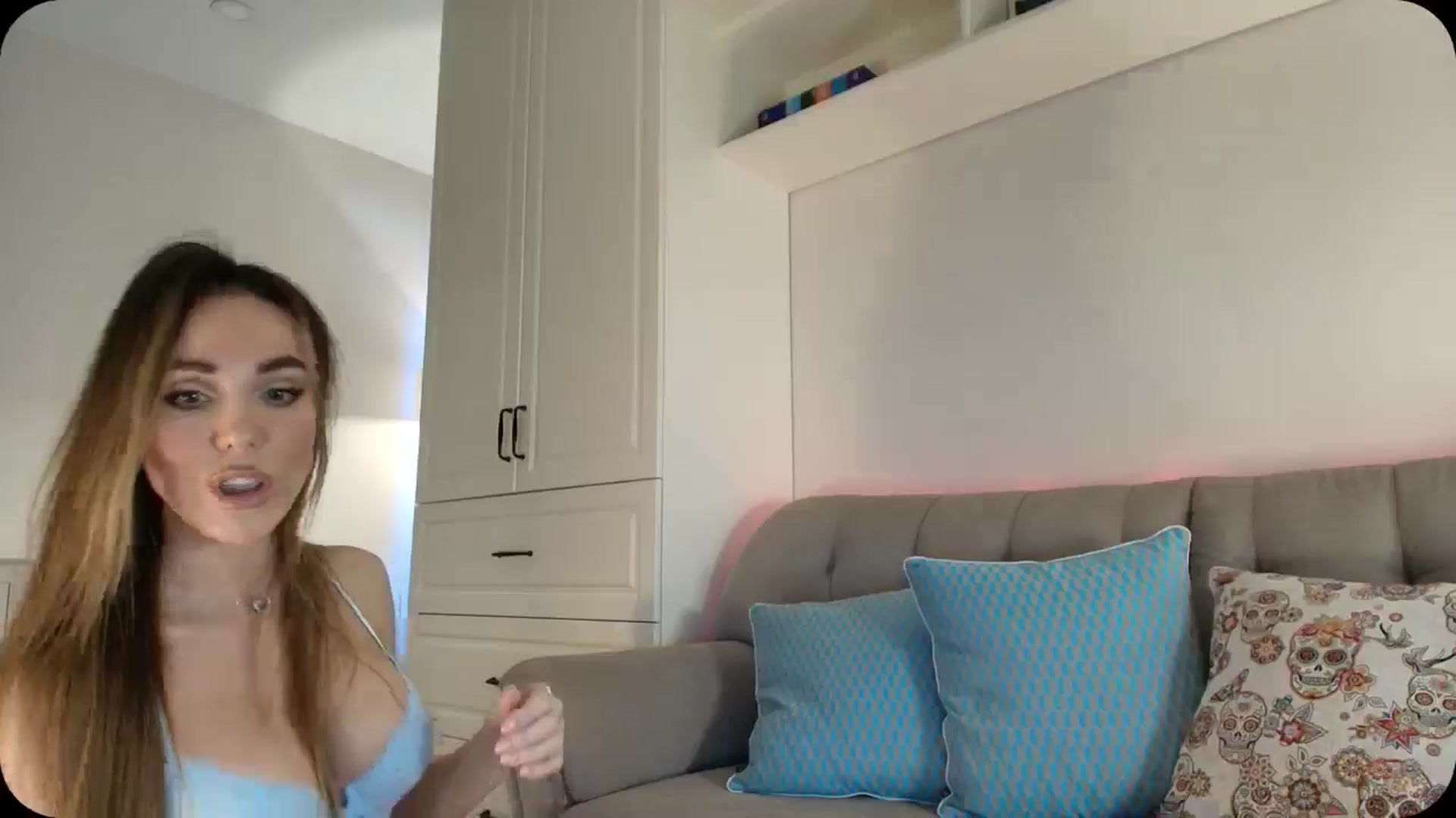 Gallery image thumbnail from Elysewine's myfreecams stream on, 02/15/2025, 06:28 image 10 of 20