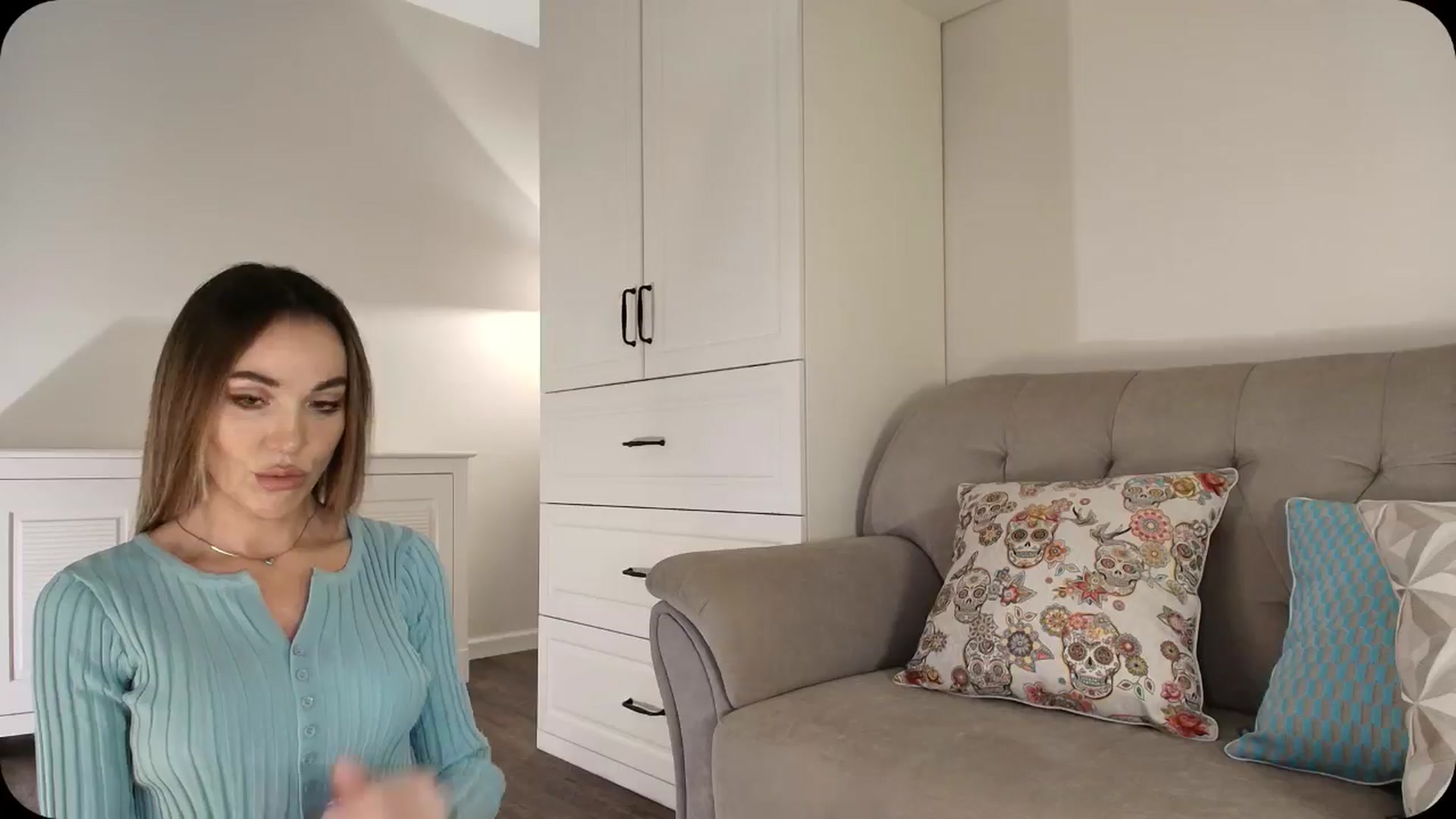 Gallery image thumbnail from Elysewine's myfreecams stream on, 02/16/2025, 07:22 image 3 of 20